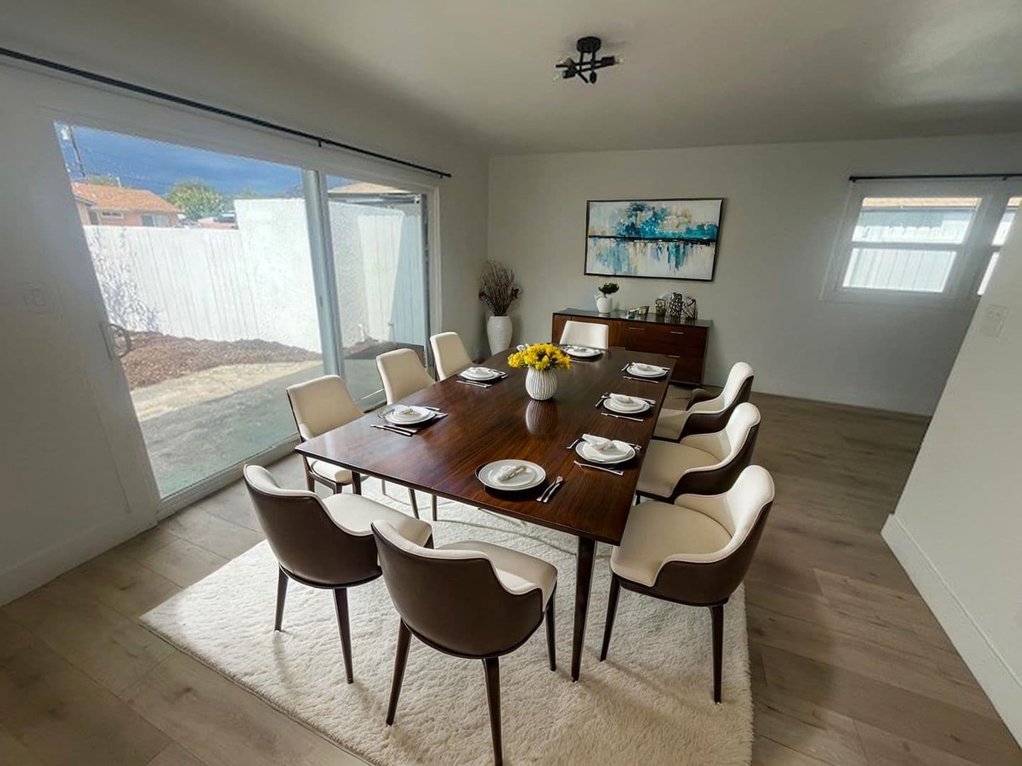 Anaheim Apartment: 1530 Juno Ave