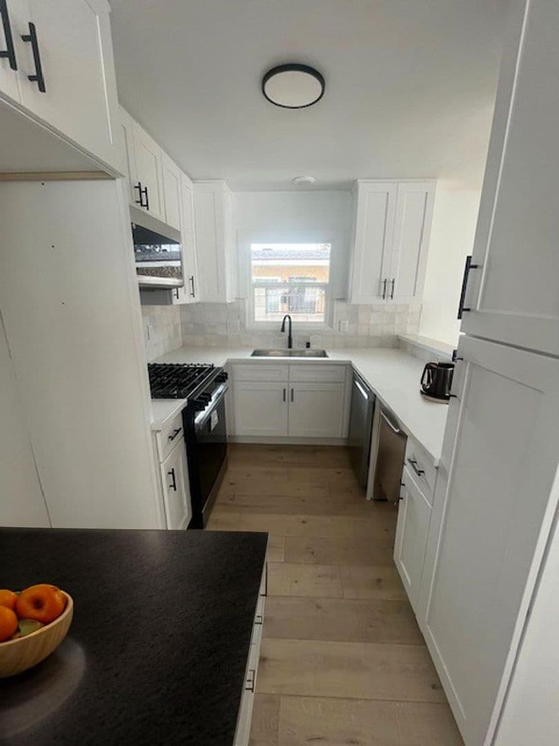 Anaheim Apartment: 1530 Juno Ave