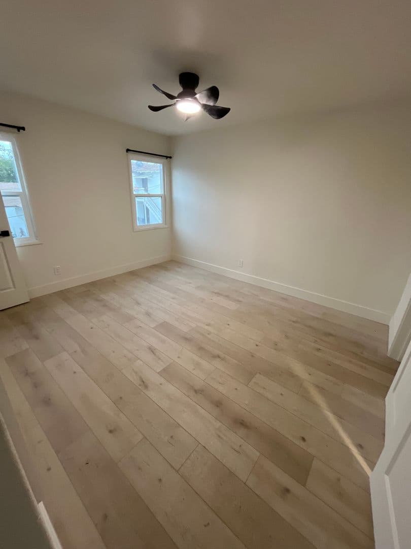 Anaheim Apartment: 109 E Alberta St