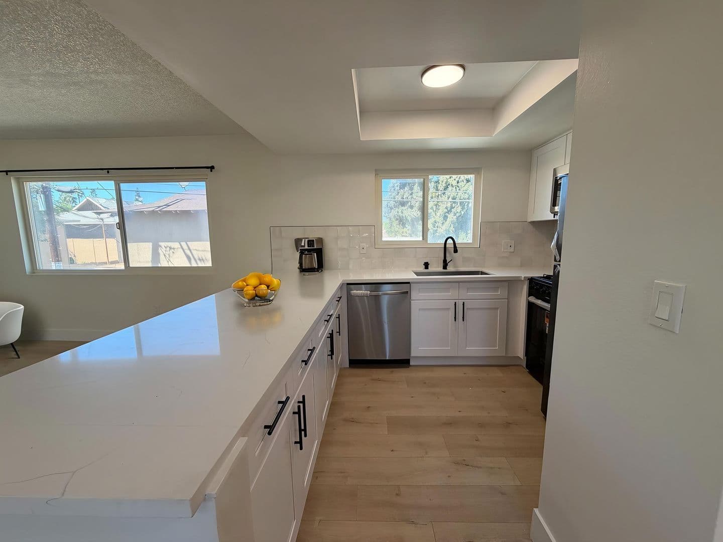 Anaheim Apartment: 1535 E Canfield Ln