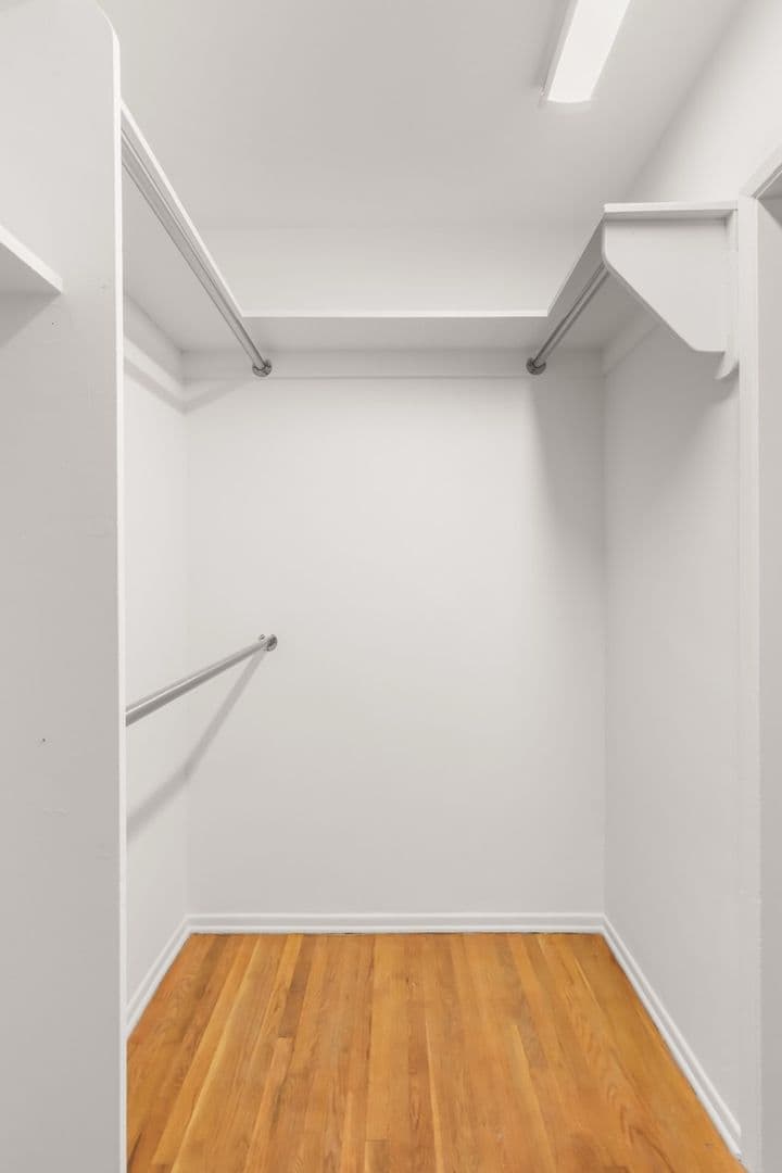Los Angeles Apartment: 1451 Armacost Ave