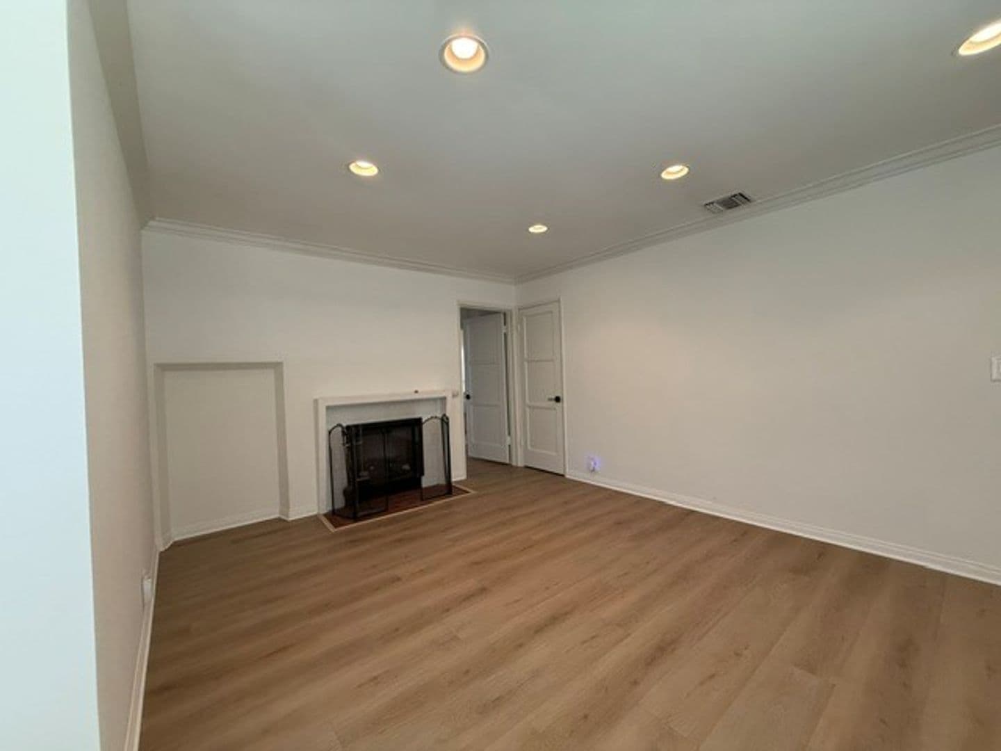 So Pasadena Apartment: 1715 Raymond Hill Rd