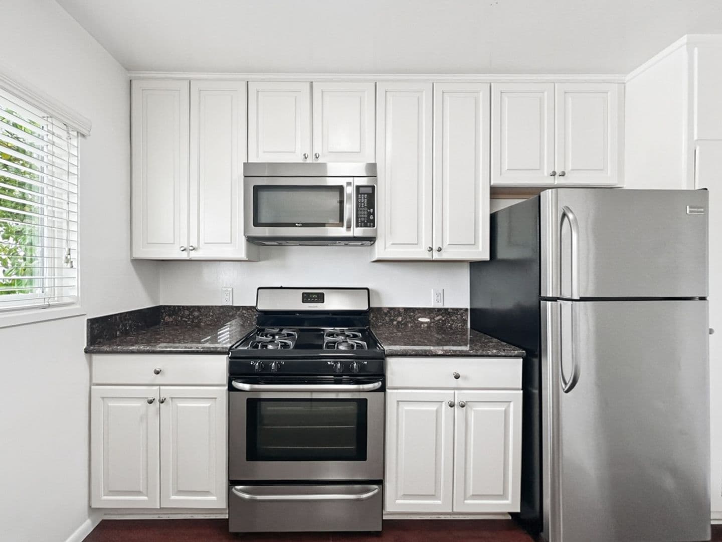 Santa Monica Apartment: 1505-1507 Harvard St.