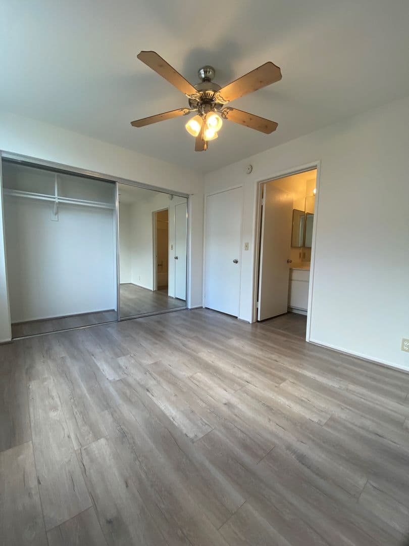 Los Angeles Apartment: 3642 Hughes Ave