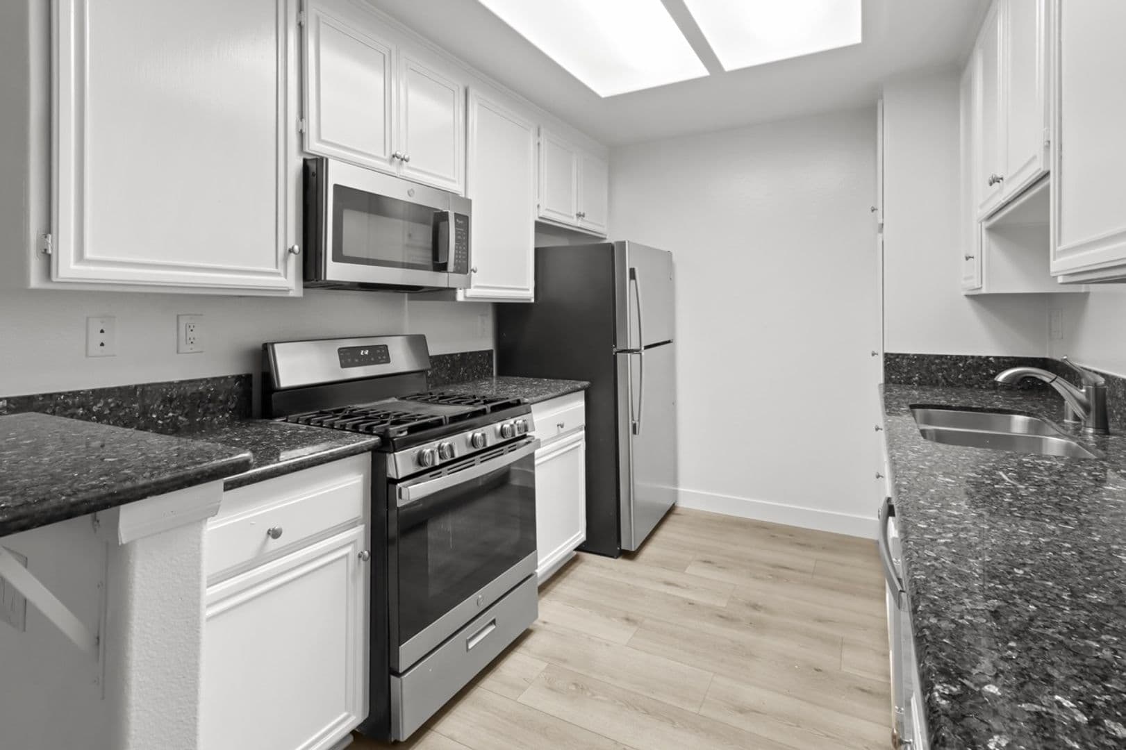Los Angeles Apartment: 7040 Flight Ave.