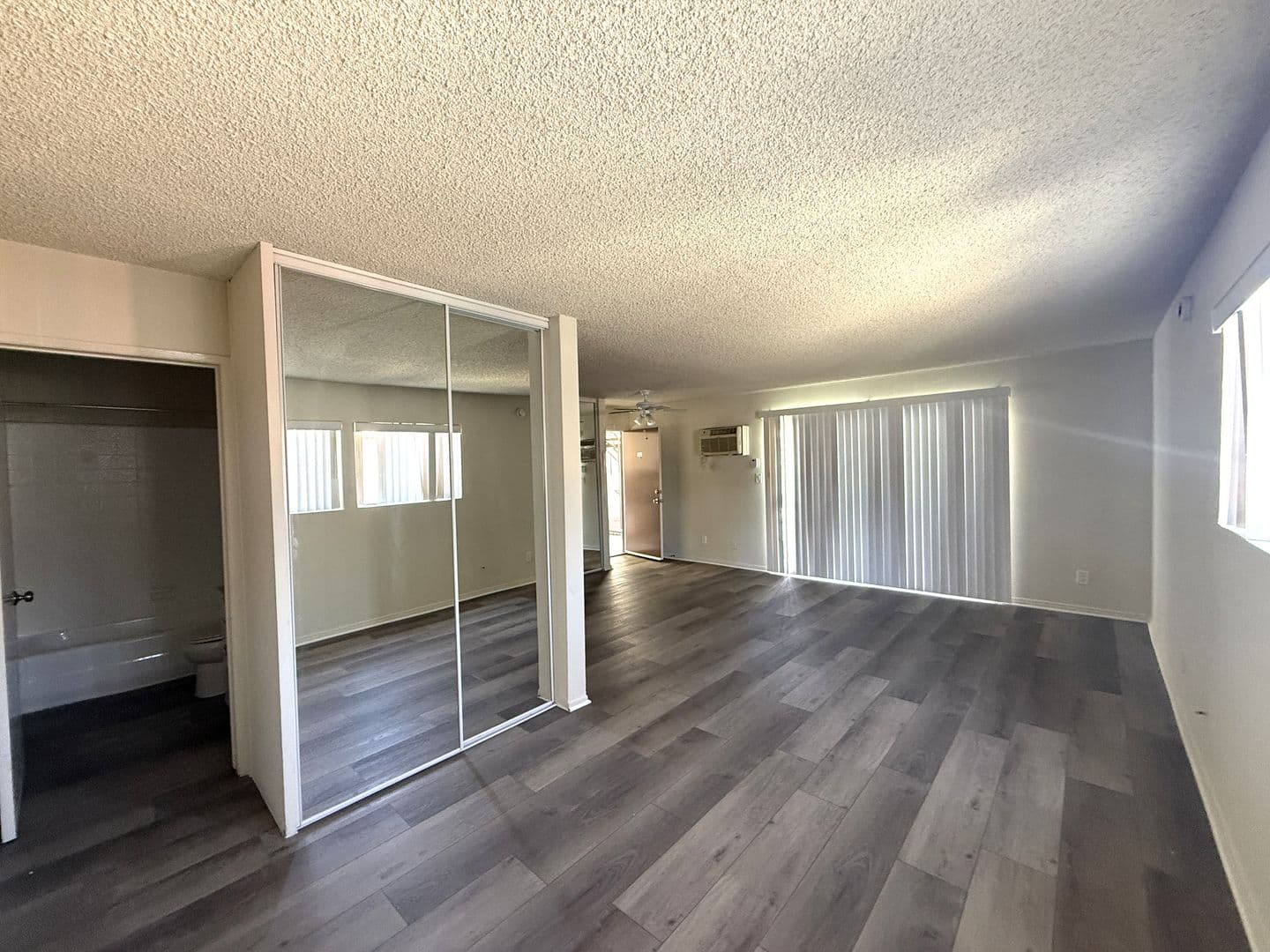 Reseda CA Apartment: 17801 Sherman Way