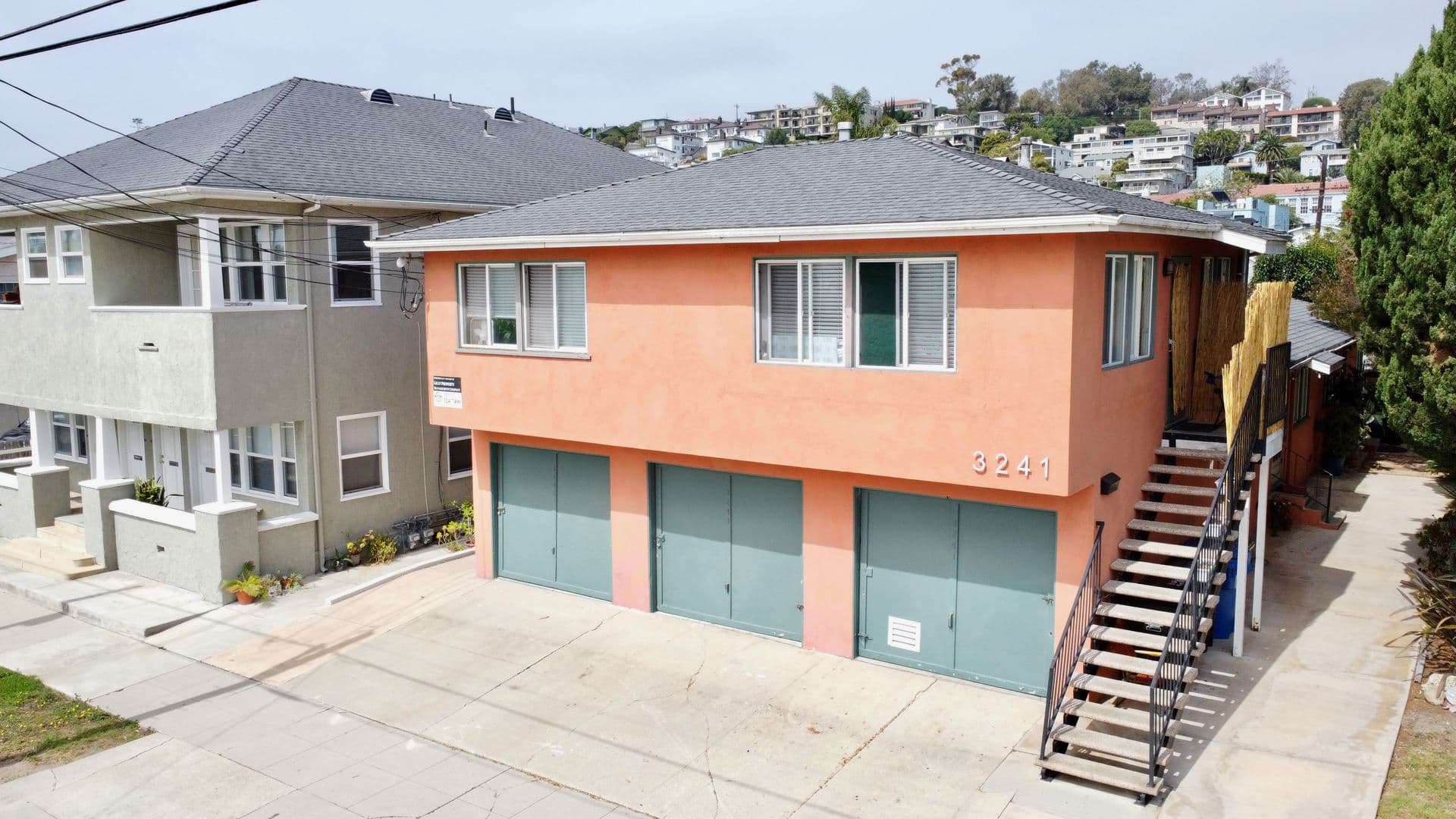 San Pedro Apartment: 3241-45 S. Pacific Avenue