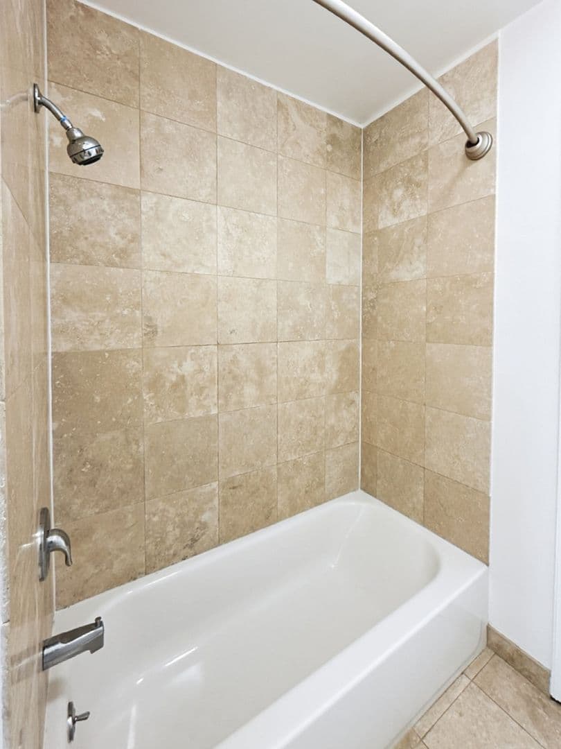 Santa Monica Apartment: 1505-1507 Harvard St.