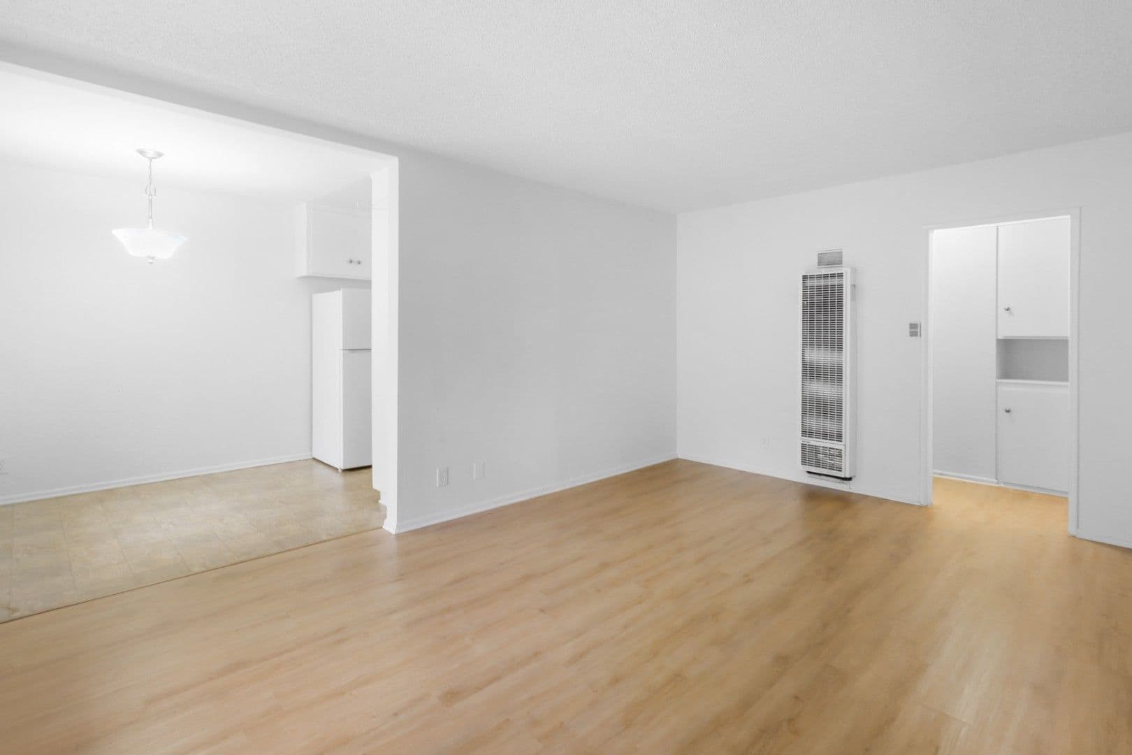 Los Angeles Apartment: 3709 Midvale Ave