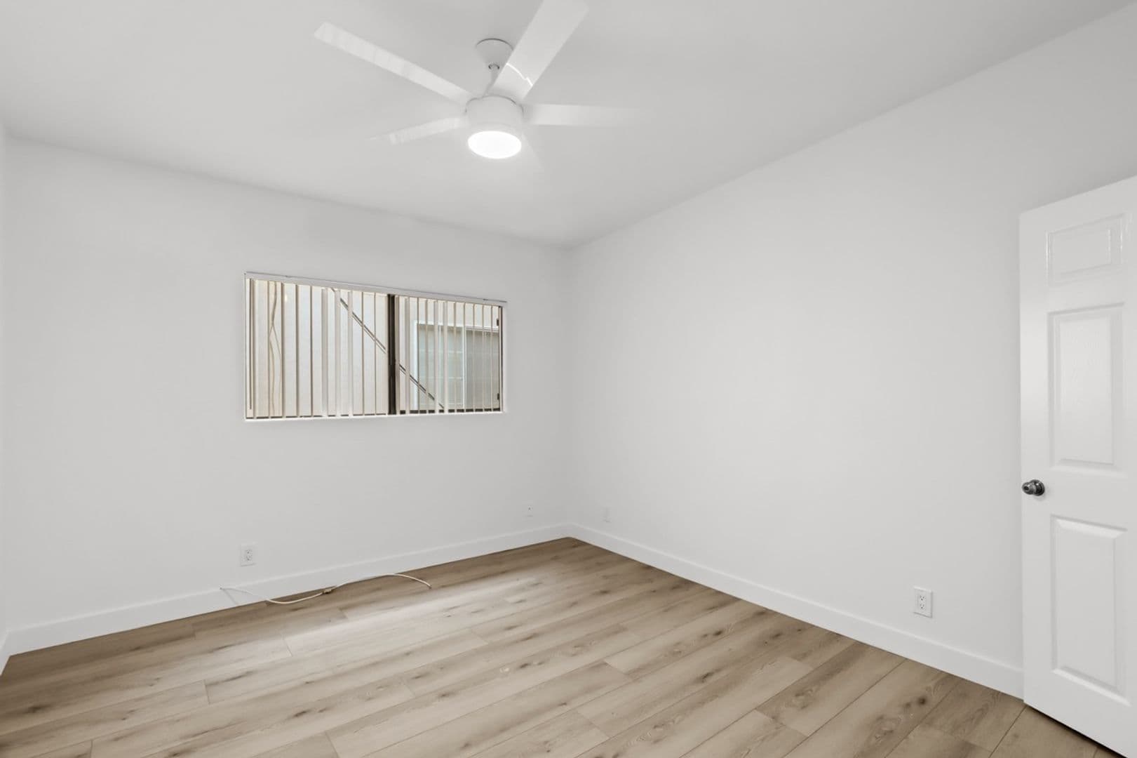 Los Angeles Apartment: 7040 Flight Ave.