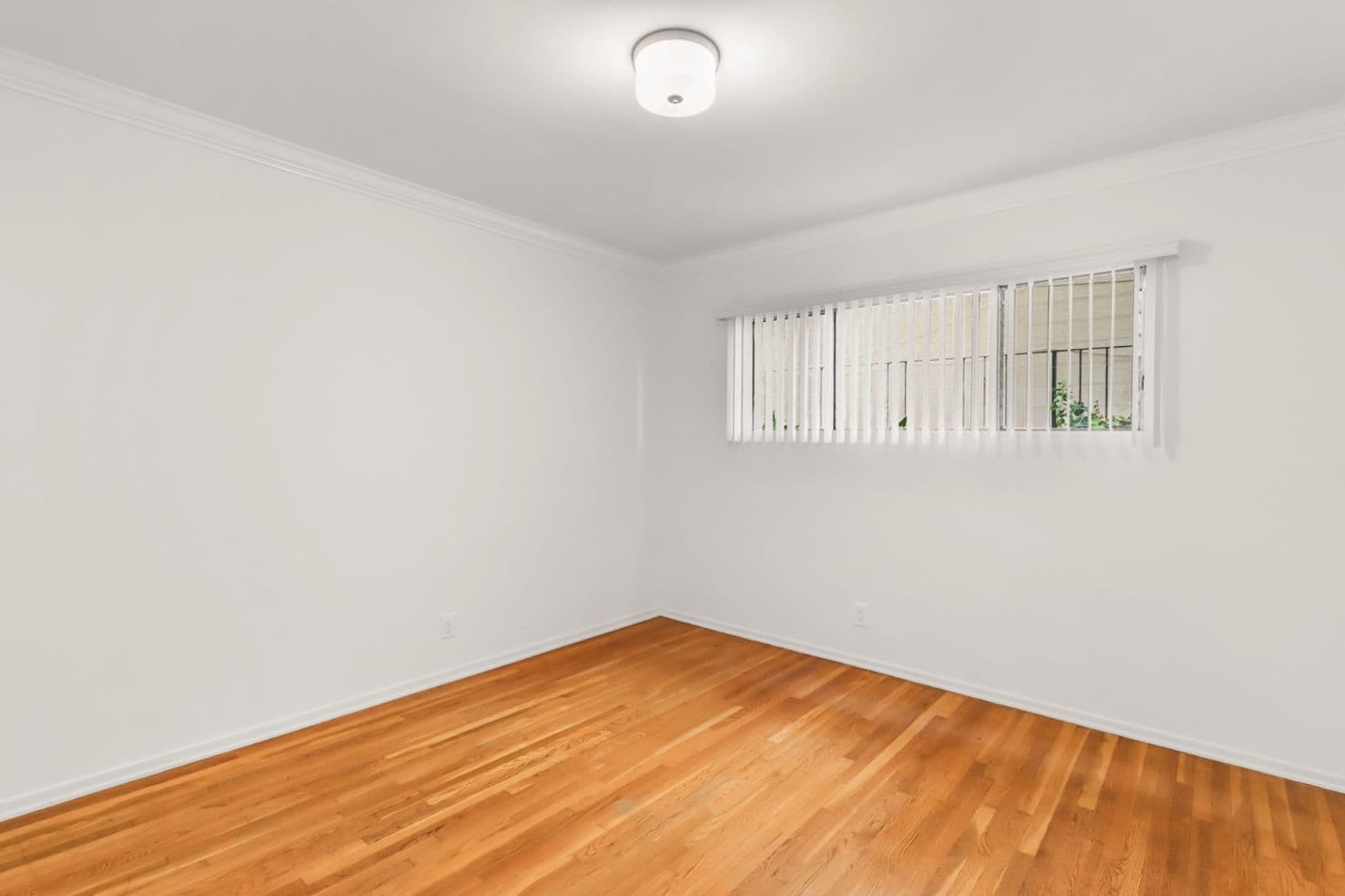 Los Angeles Apartment: 1451 Armacost Ave