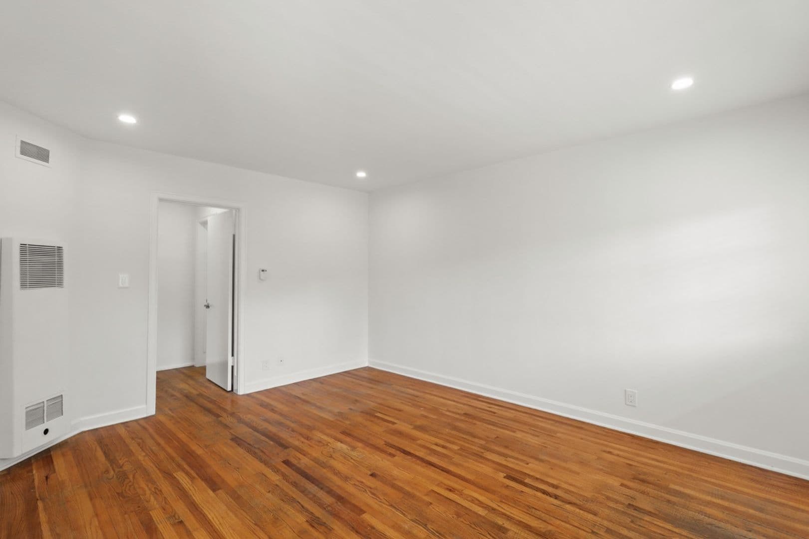 Santa Monica Apartment: 1505-1507 Harvard St.