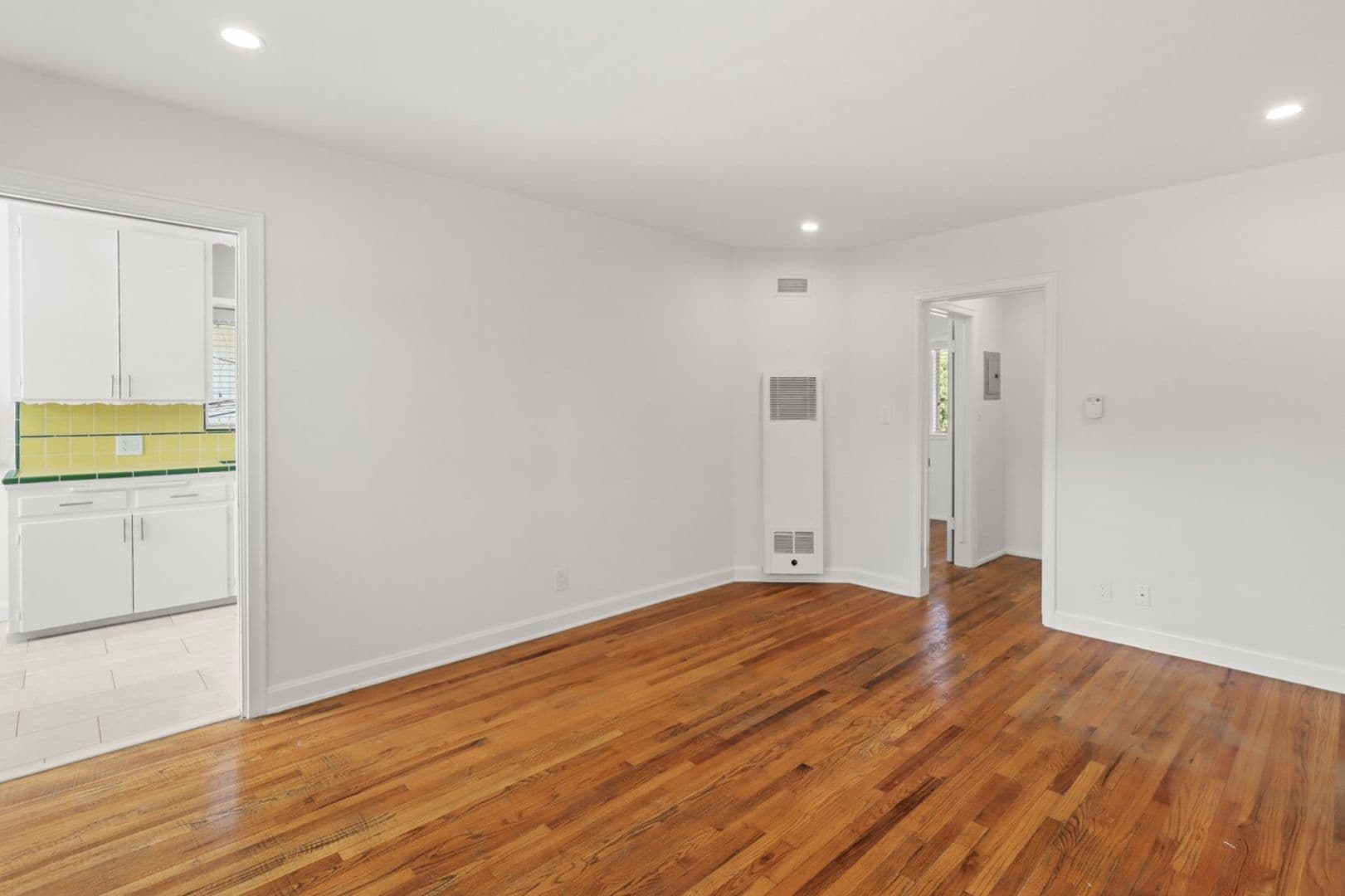 Santa Monica Apartment: 1505-1507 Harvard St.