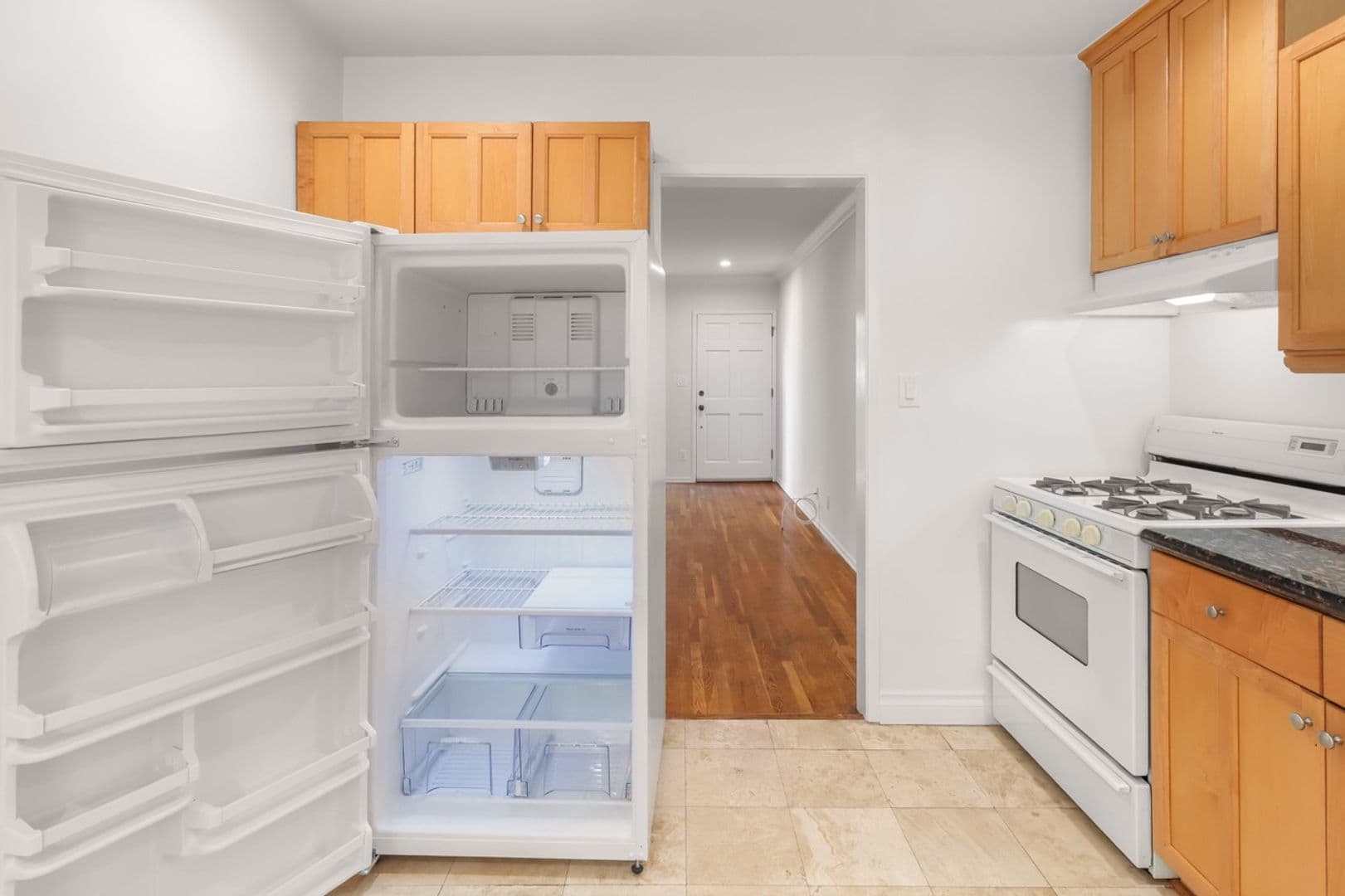 Los Angeles Apartment: 1451 Armacost Ave