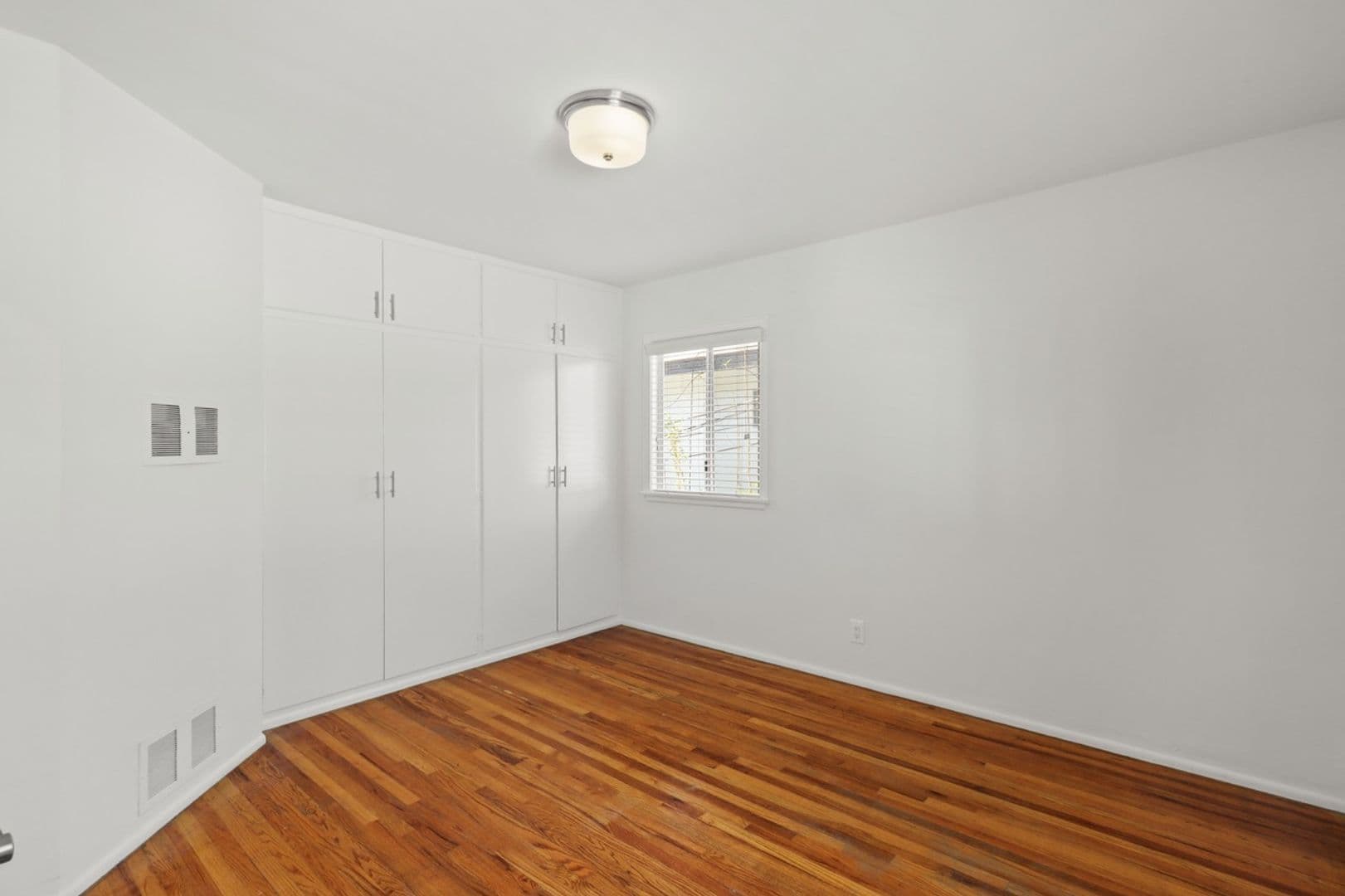 Santa Monica Apartment: 1505-1507 Harvard St.