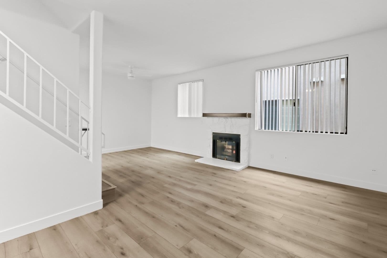 Los Angeles Apartment: 7040 Flight Ave.