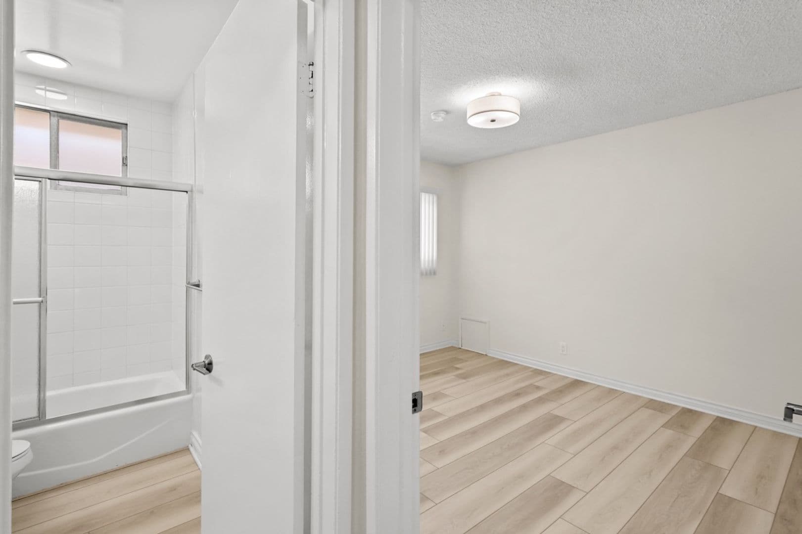 Los Angeles Apartment: 1226 McClellan Drive