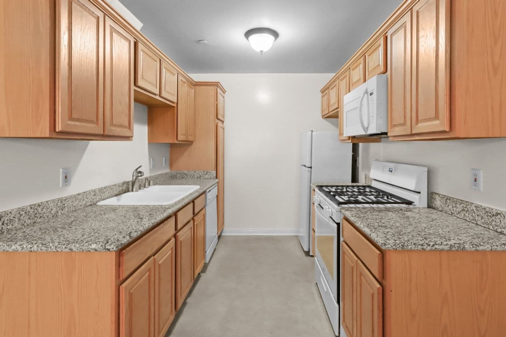 Los Angeles Apartment: 4262 Lindblade Dr