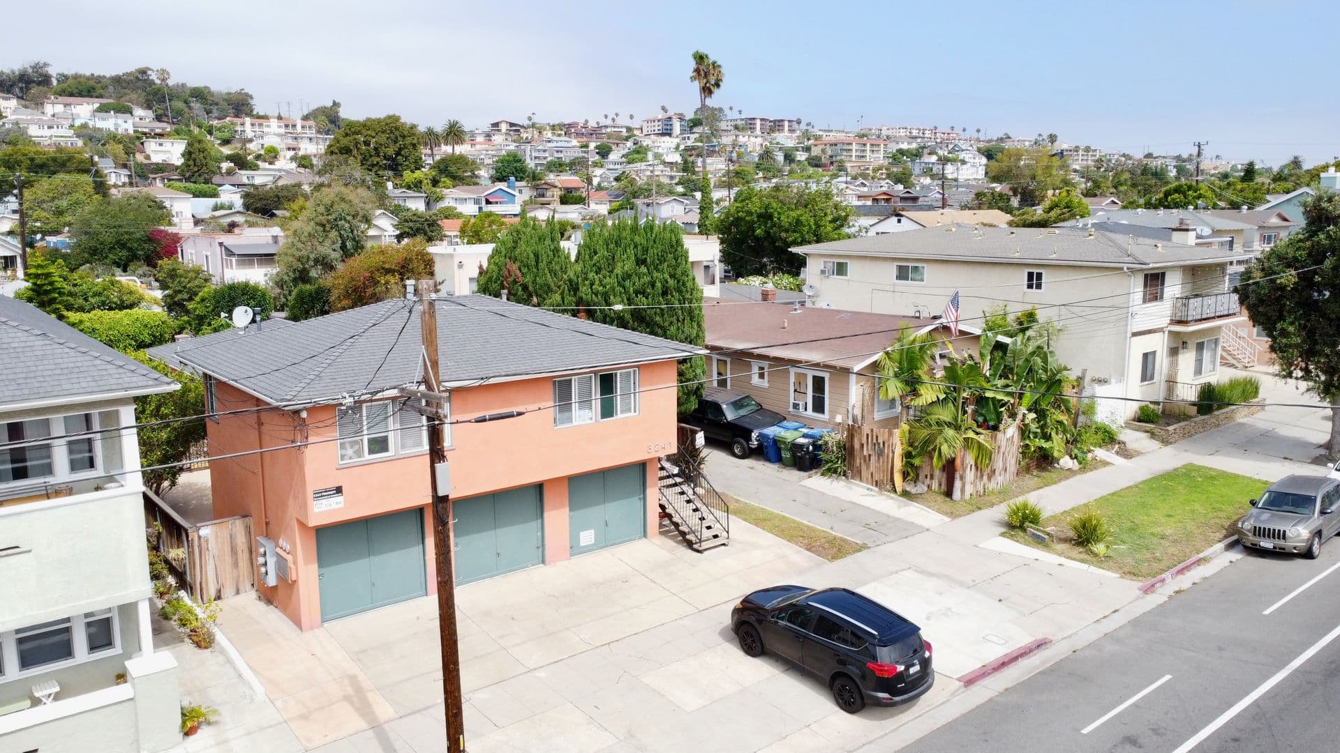 San Pedro Apartment: 3241-45 S. Pacific Avenue