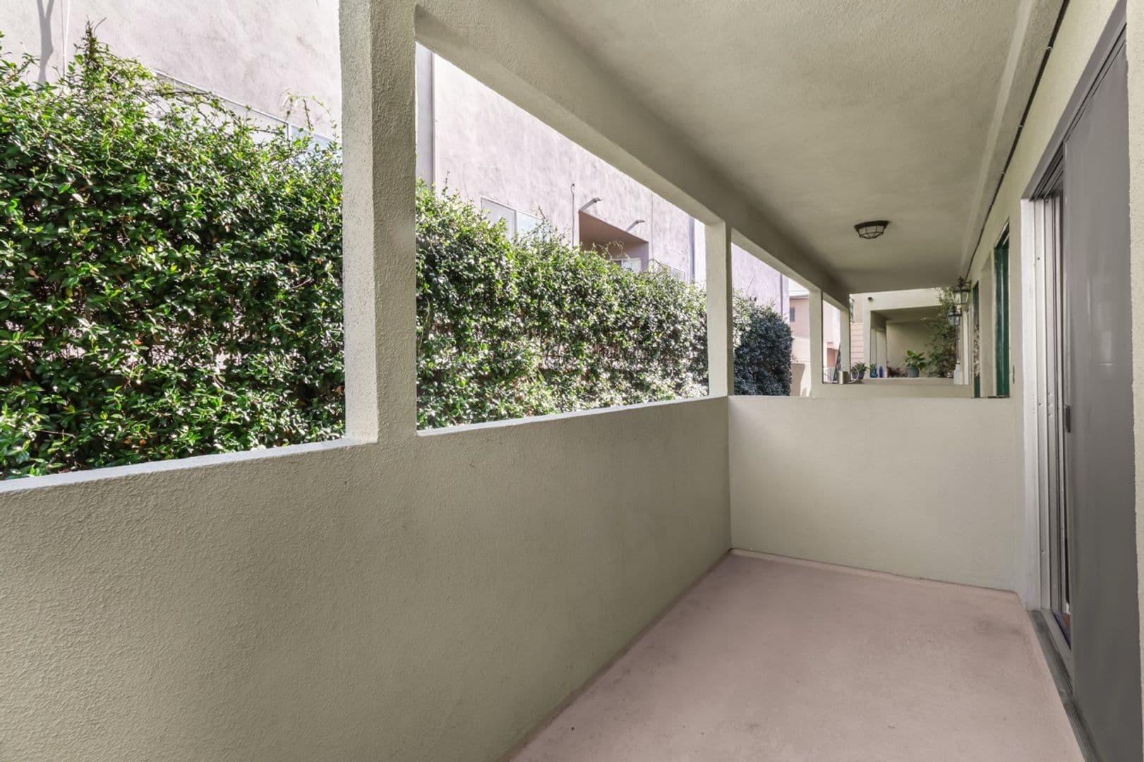 Los Angeles Apartment: 1451 Armacost Ave