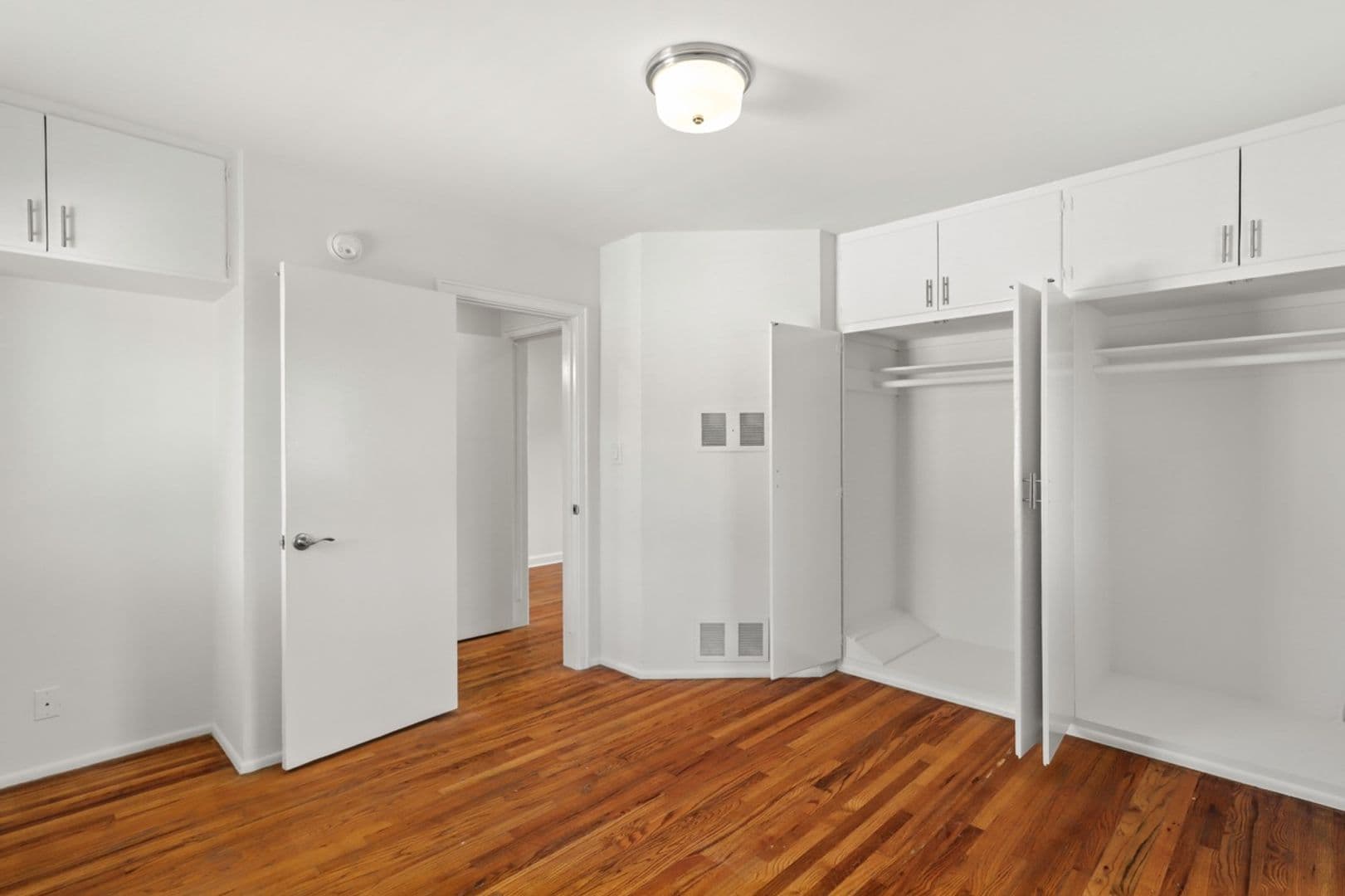 Santa Monica Apartment: 1505-1507 Harvard St.