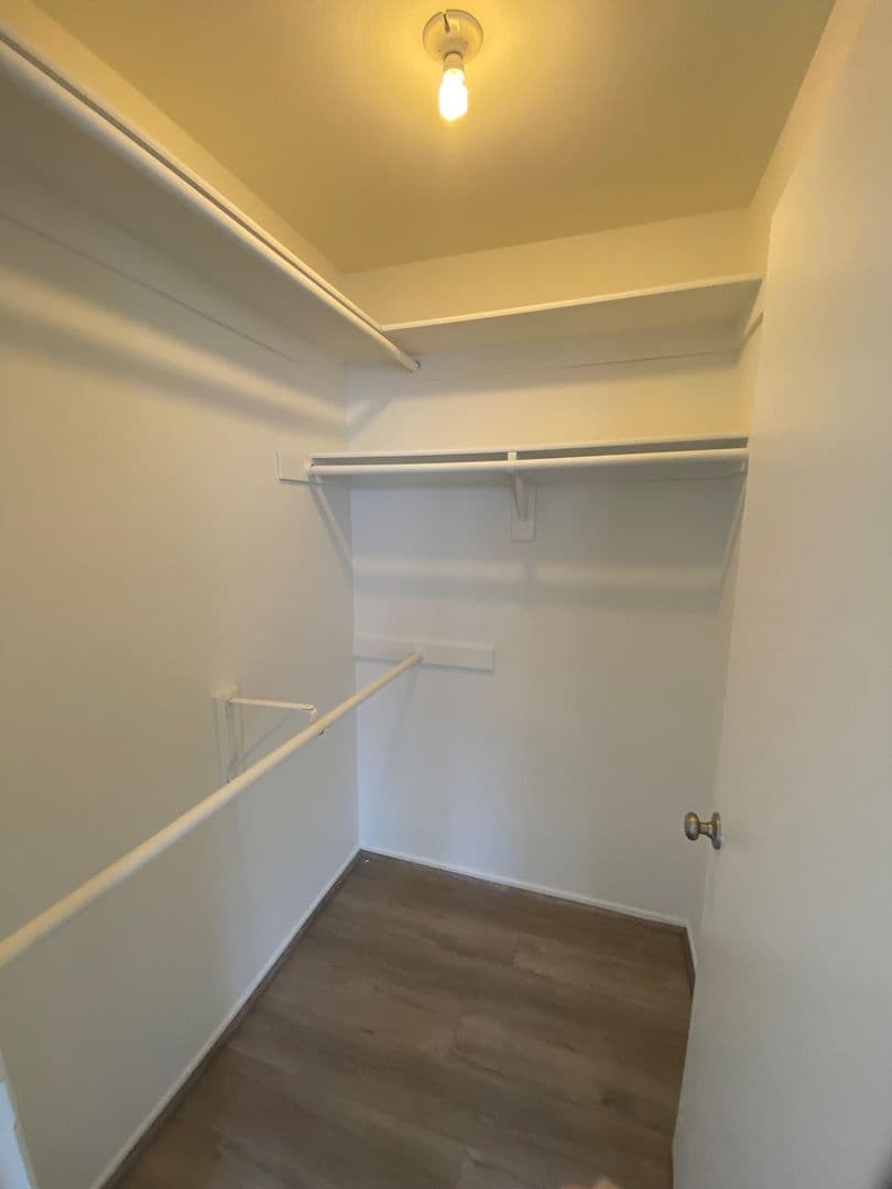 Los Angeles Apartment: 3642 Hughes Ave