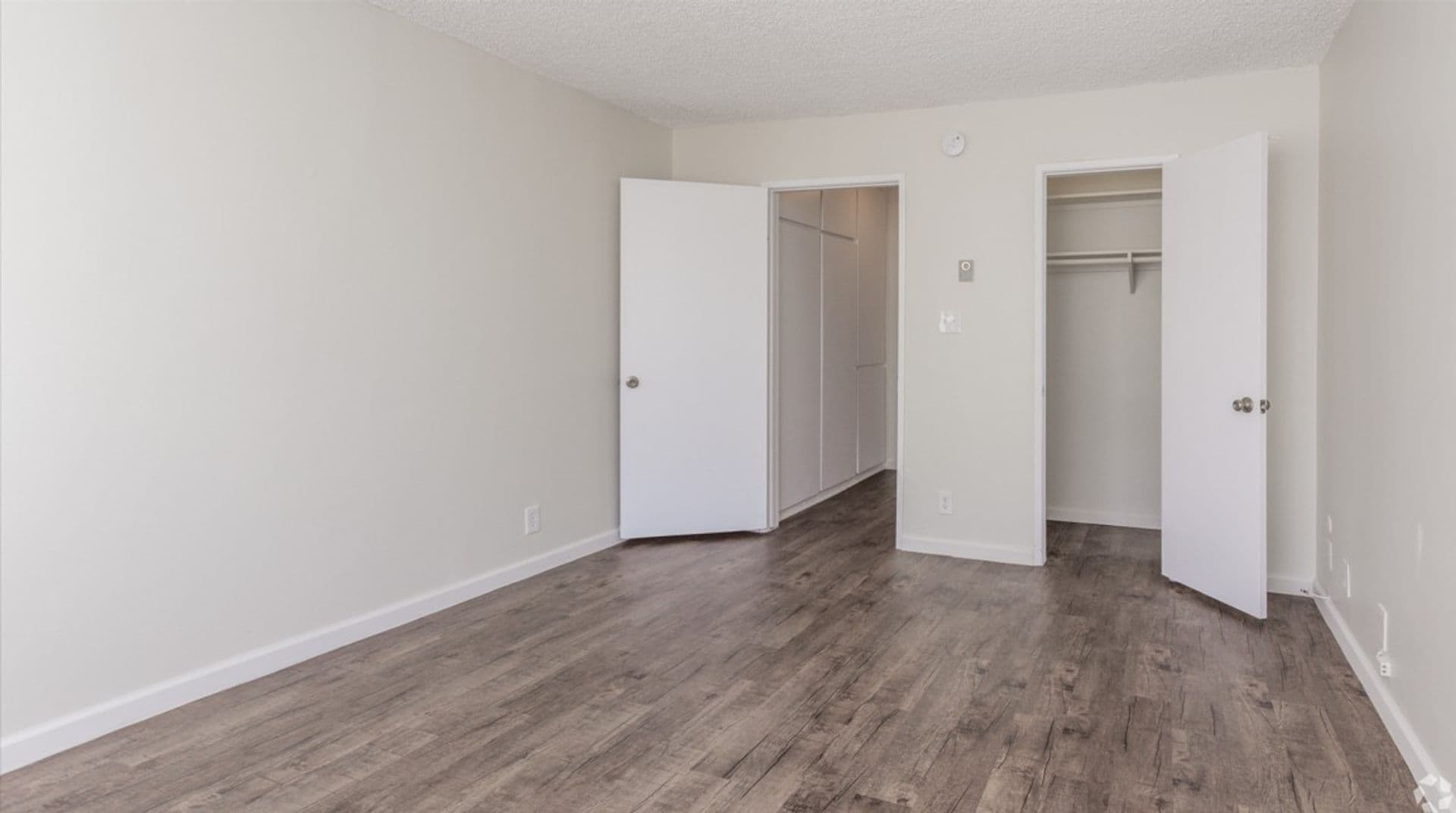 Northridge Apartment: 18540 Plummer Street