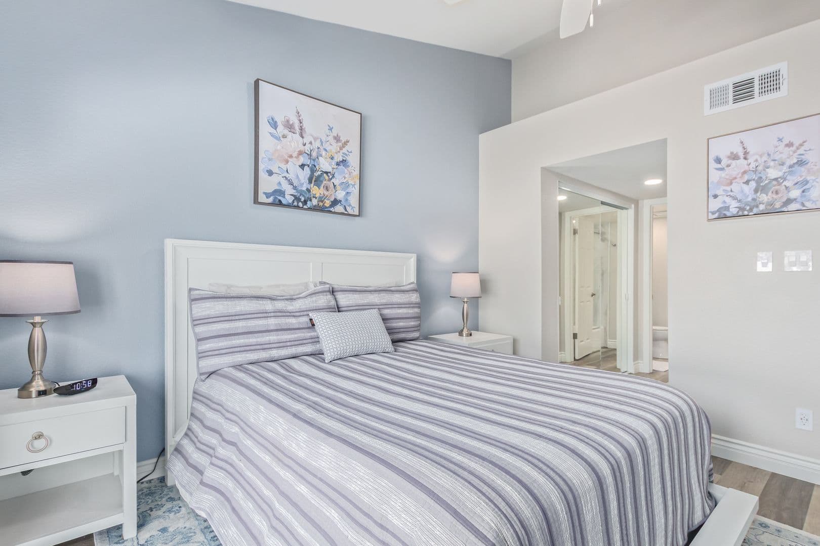Mesa Townhome: 945 N. Pasadena