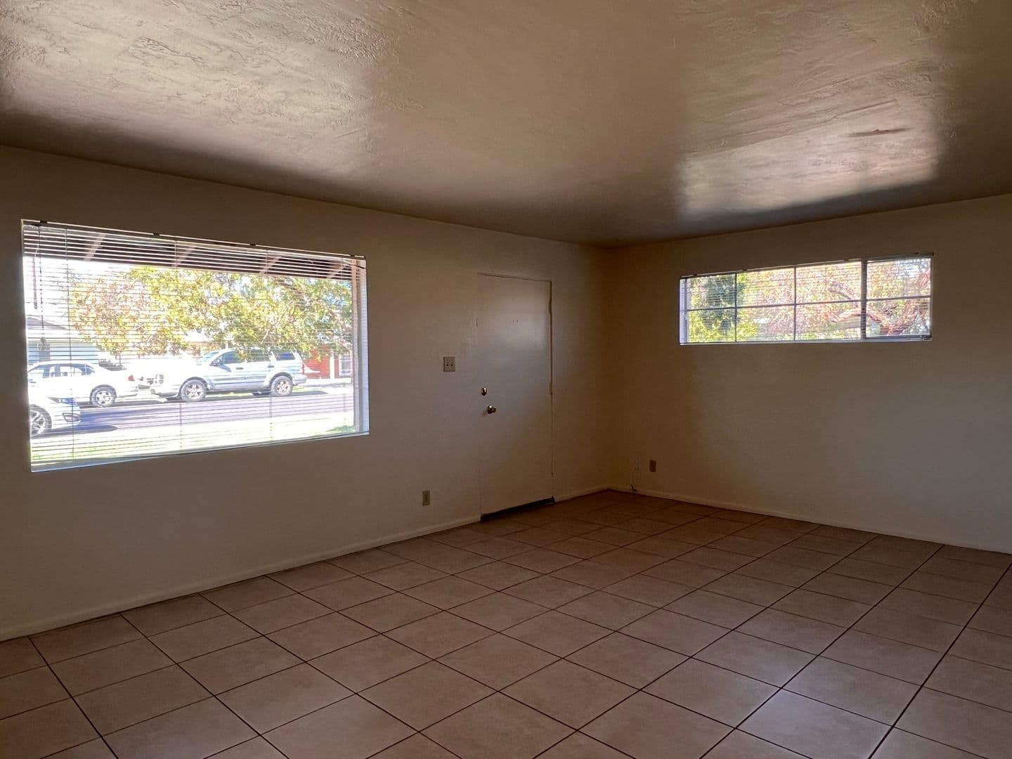 Tempe House: 529 W. 17th Place
