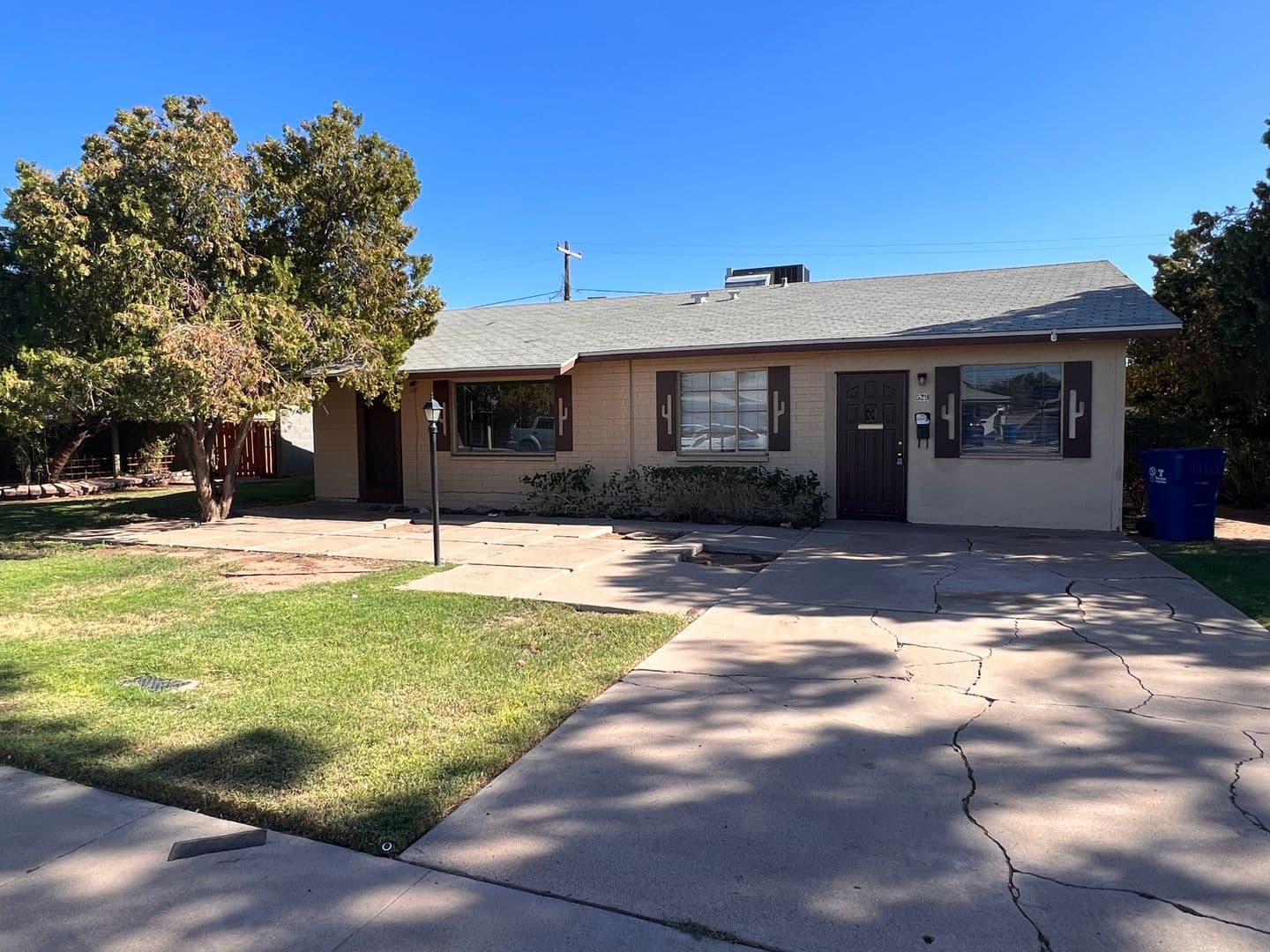 Tempe House: 529 W. 17th Place