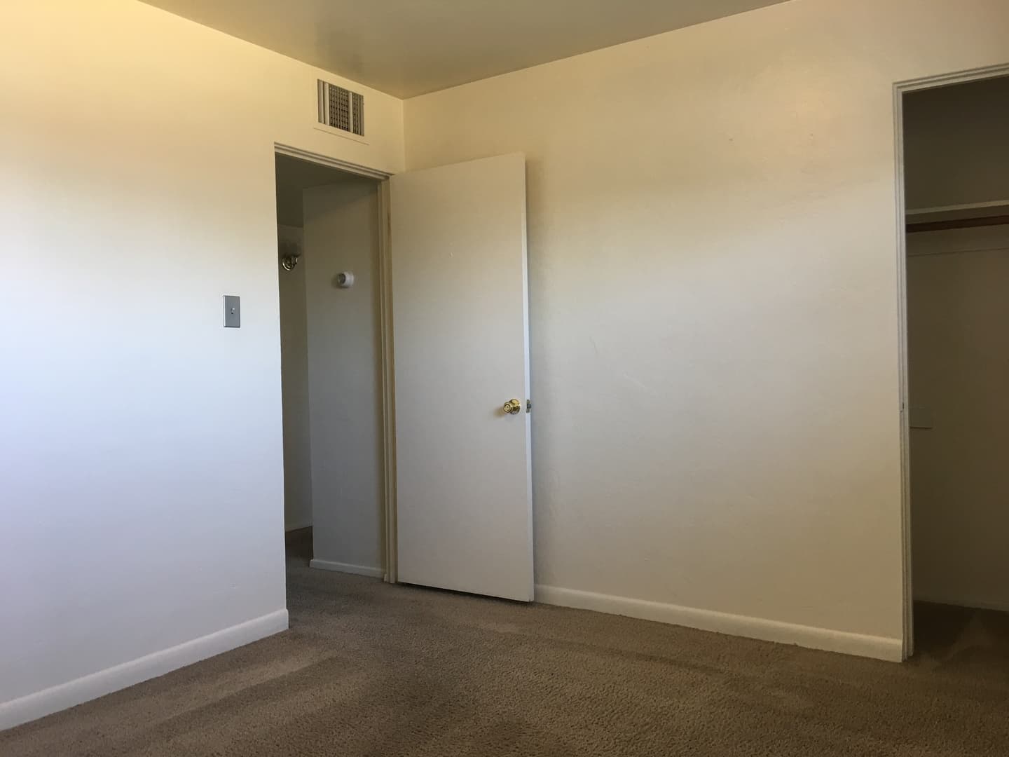 Tempe House: 529 W. 17th Place