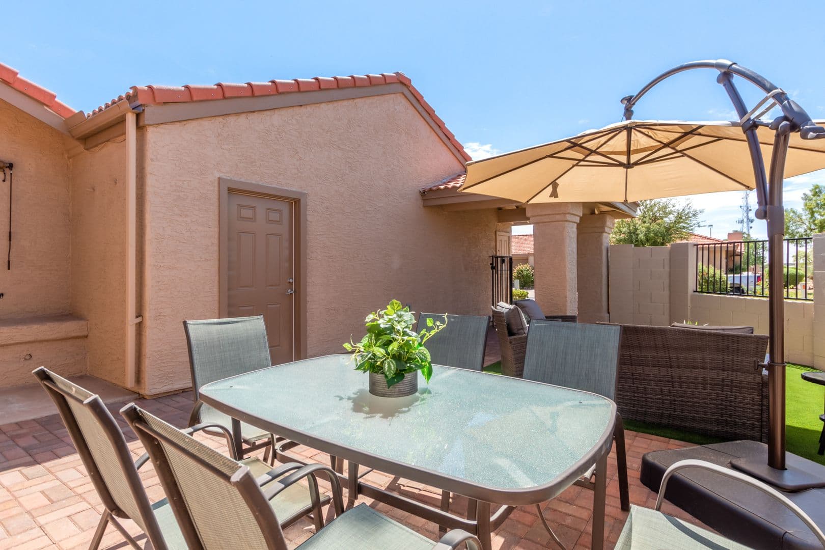 Mesa Townhome: 945 N. Pasadena