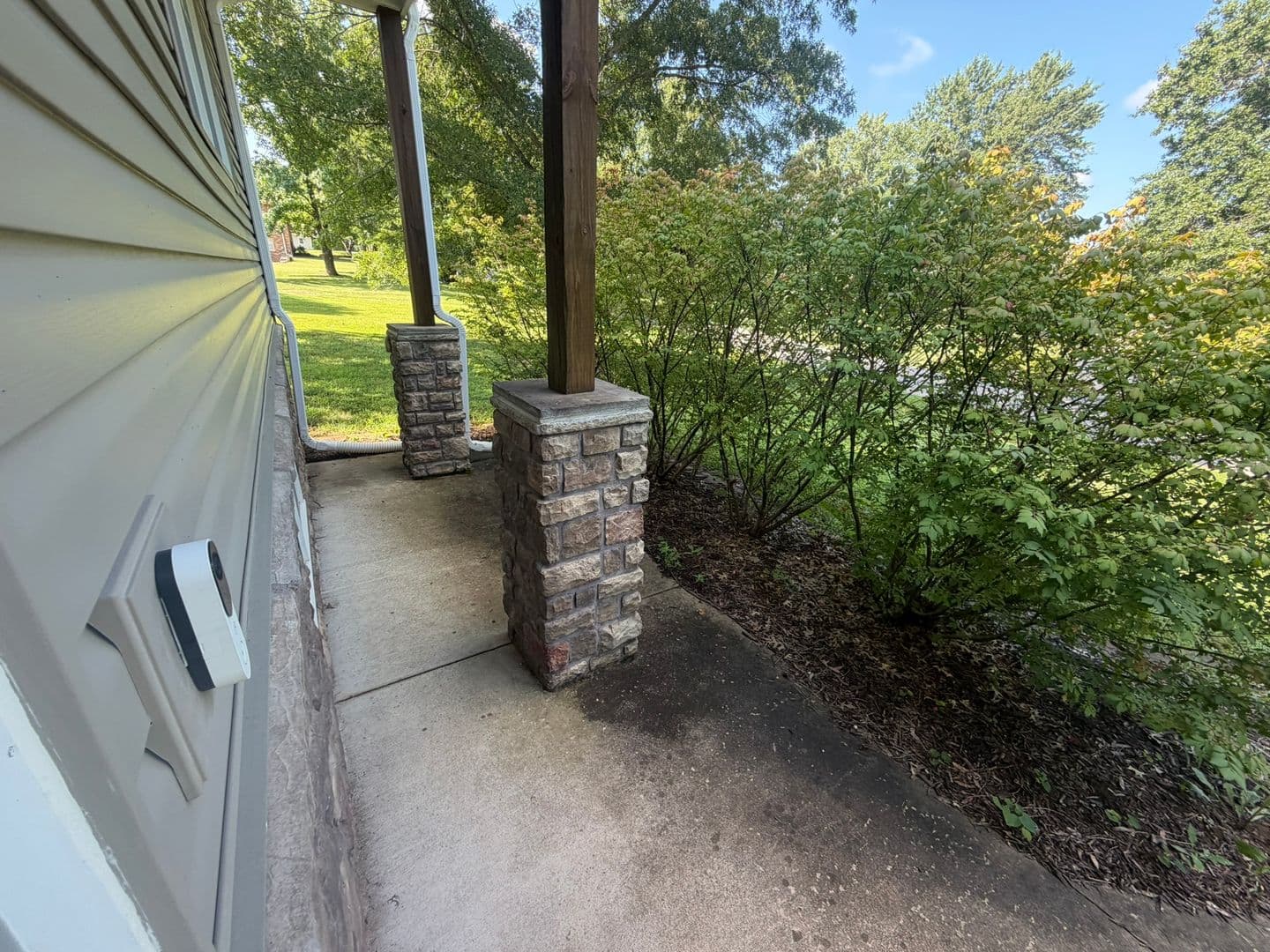 Columbia House: 7900 S Tomlin Hill Rd