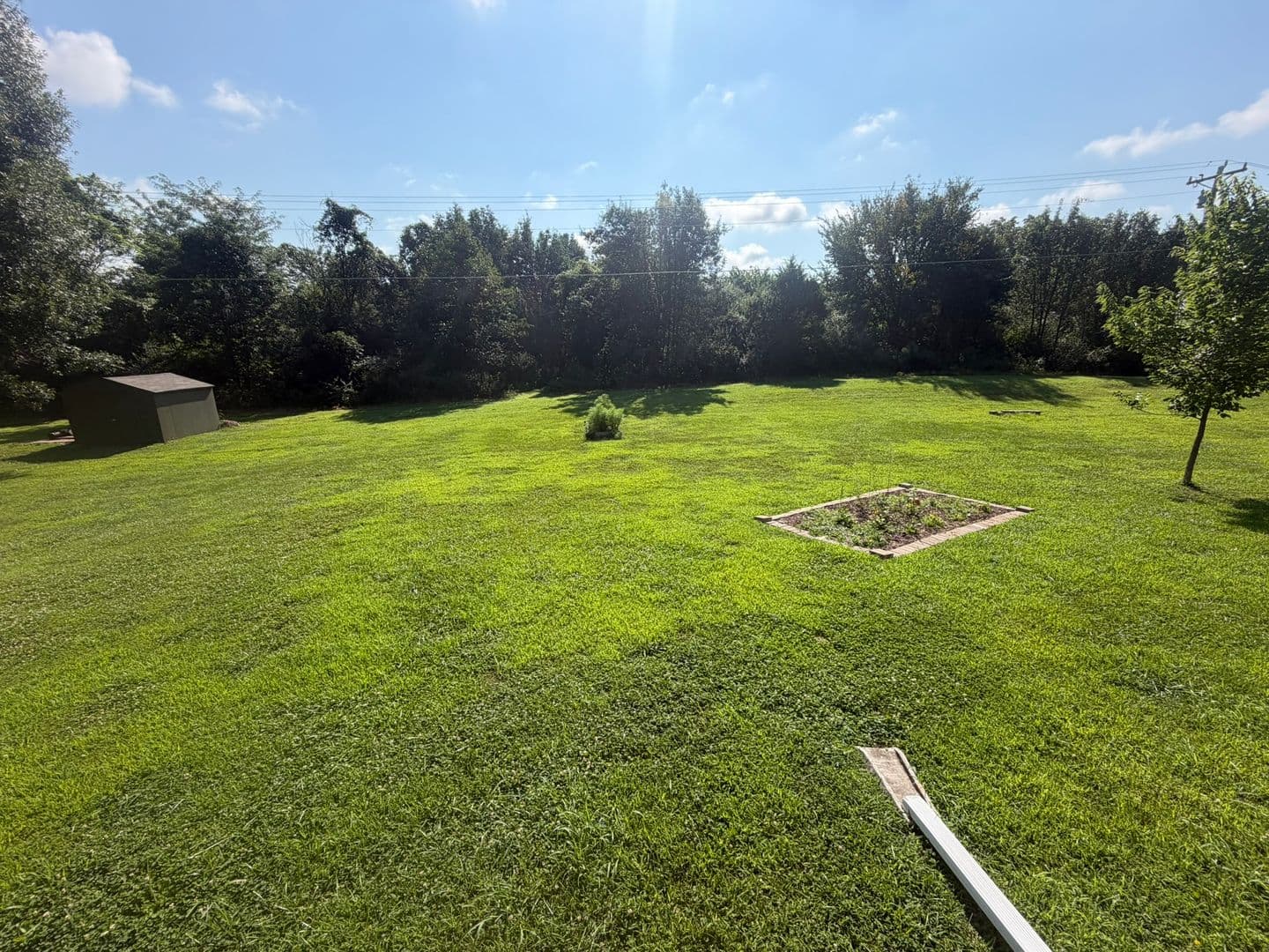 Columbia House: 7900 S Tomlin Hill Rd