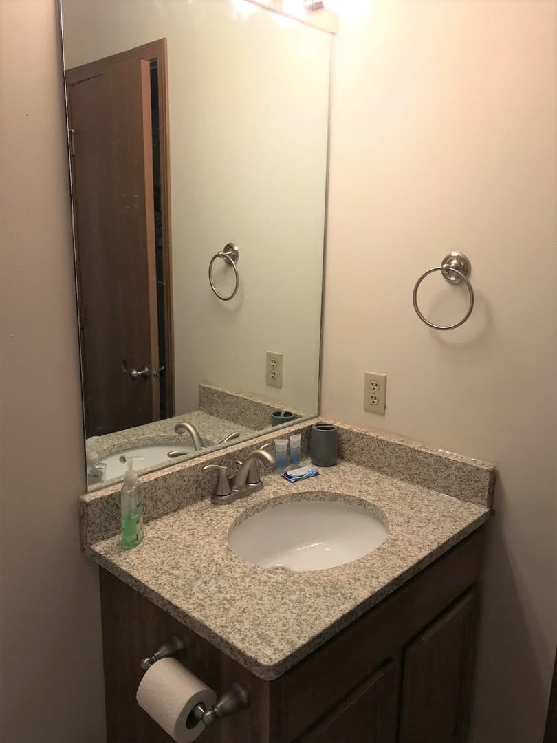 Columbia Apartment: 1616 Anthony St
