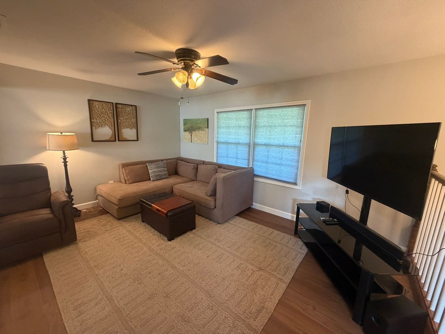 Columbia House: 7900 S Tomlin Hill Rd