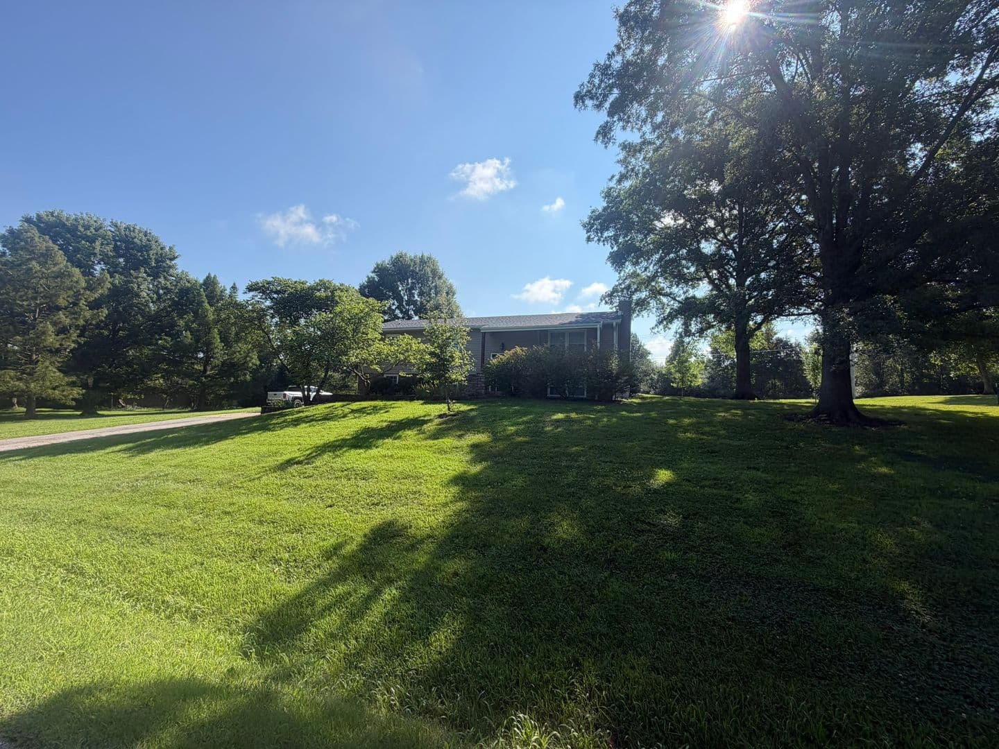 Columbia House: 7900 S Tomlin Hill Rd