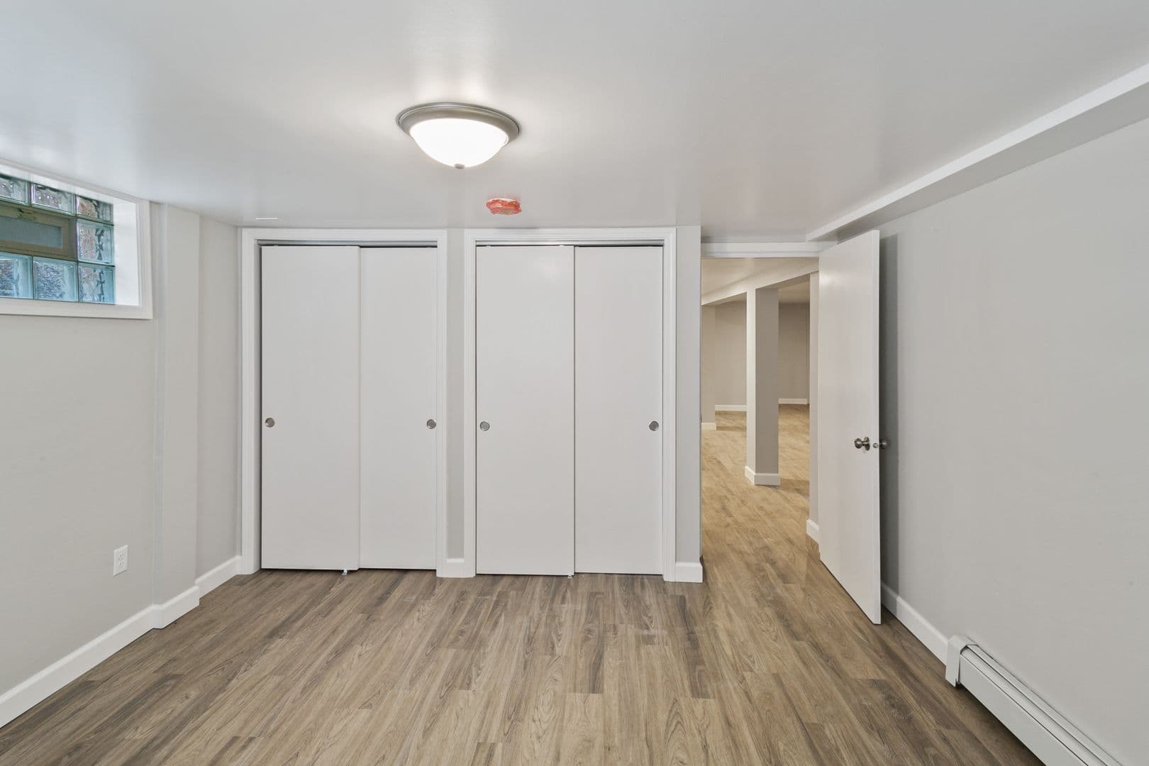 Libertyville Apartment: 119 Rockland Rd