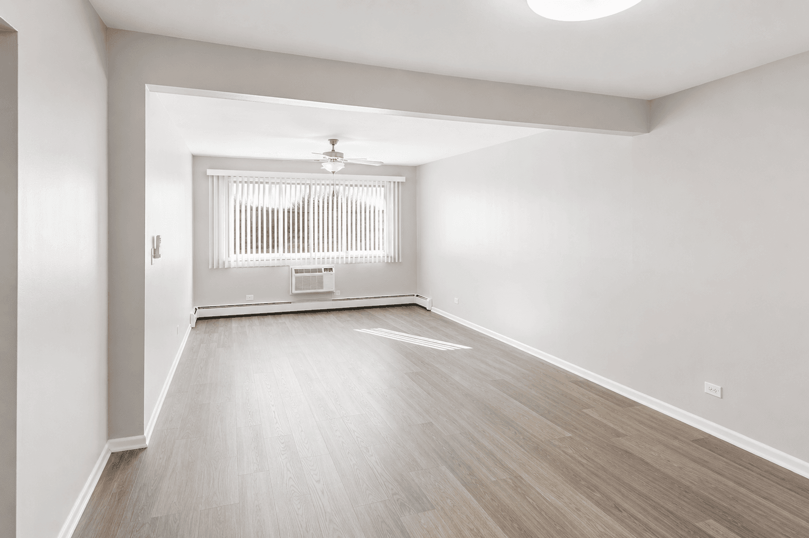 Libertyville Condo: 705 S. Milwaukee Ave Unit 214