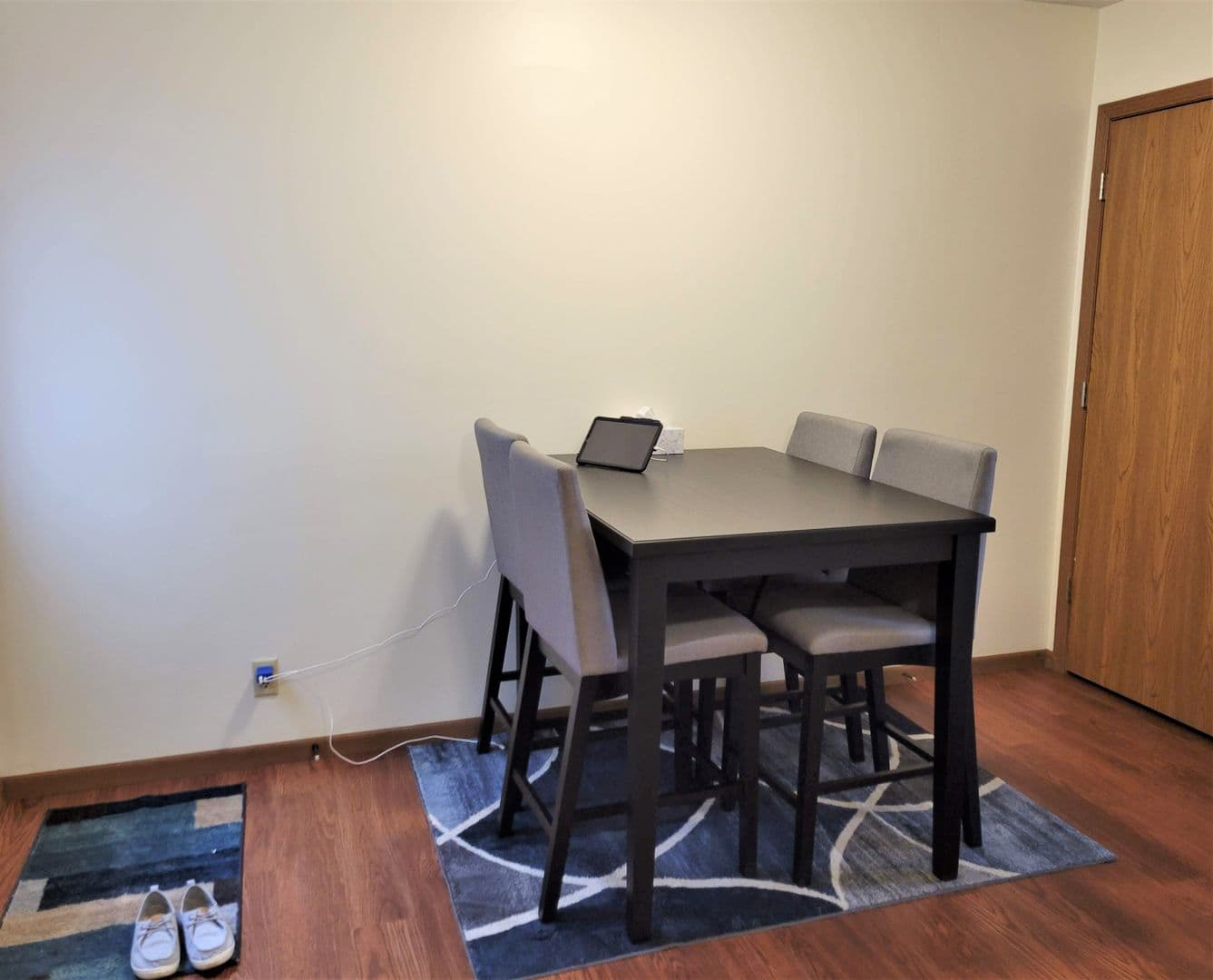 Eau Claire Apartment: 4814 Speros Lane