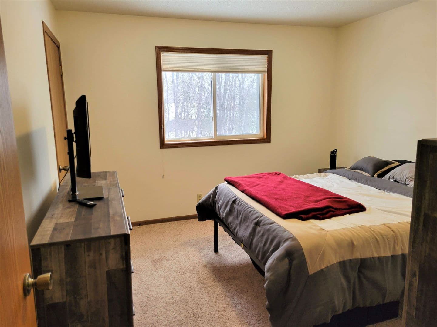 Eau Claire Apartment: 4814 Speros Lane
