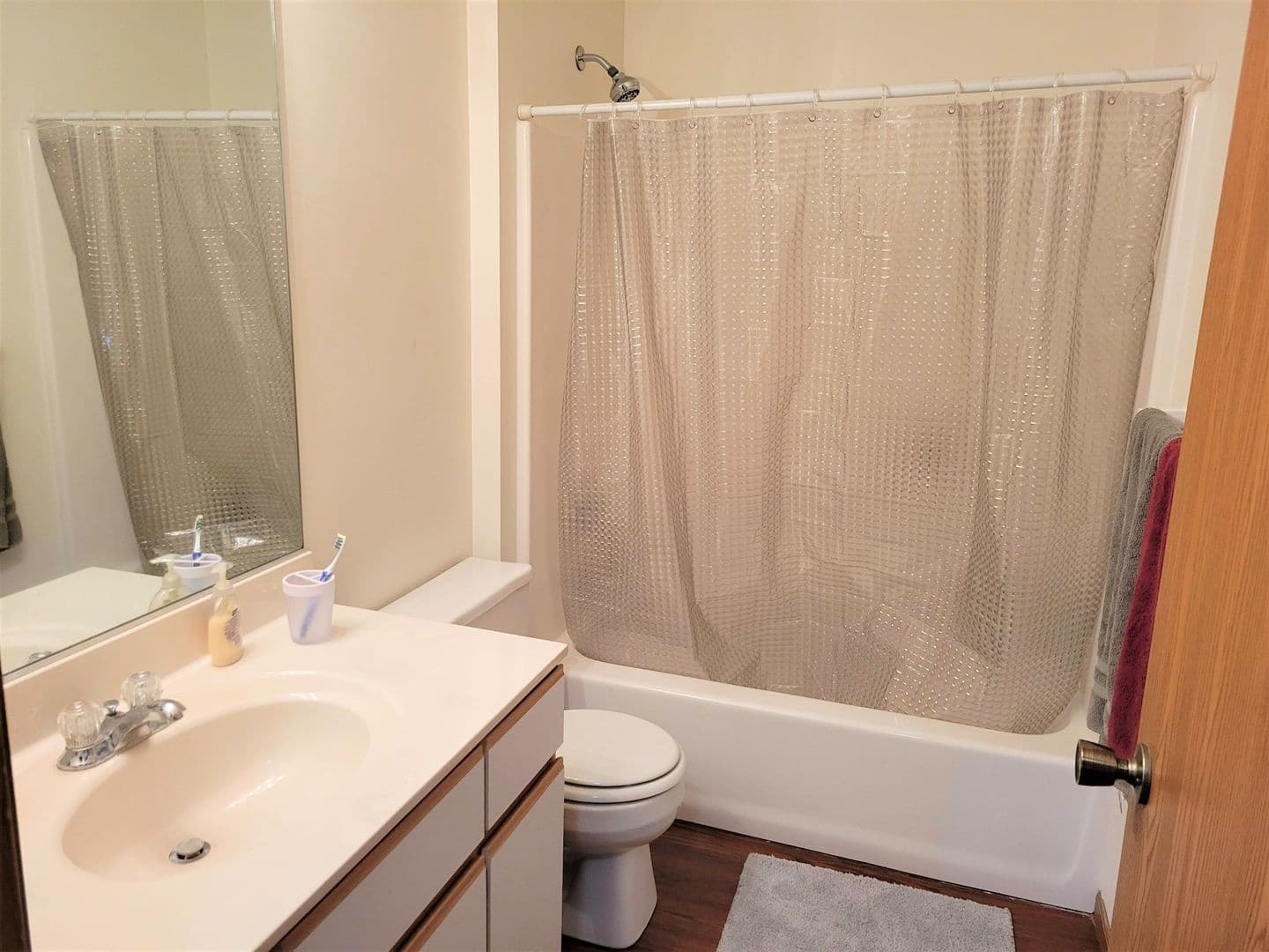 Eau Claire Apartment: 4814 Speros Lane