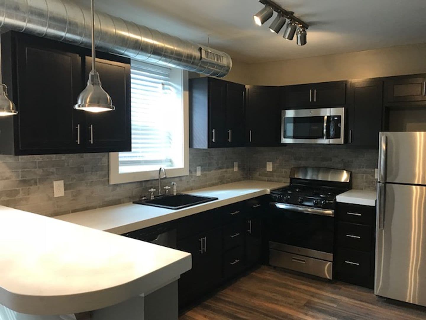Pittsburgh Apartment: 5825 E. Liberty Blvd.