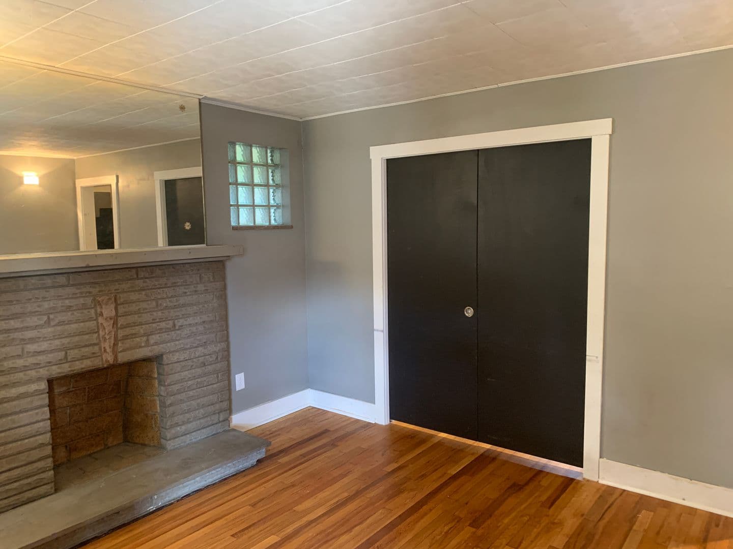 Pittsburgh House: 3323 Niagara Street