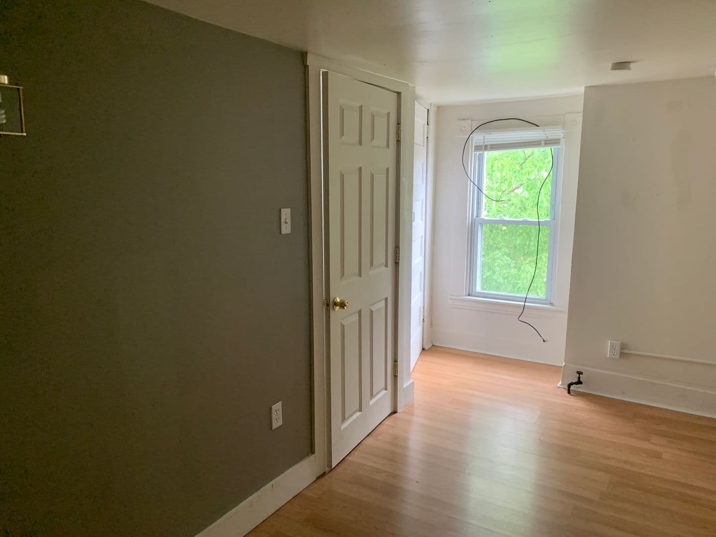 Pittsburgh House: 230 Robinson Street