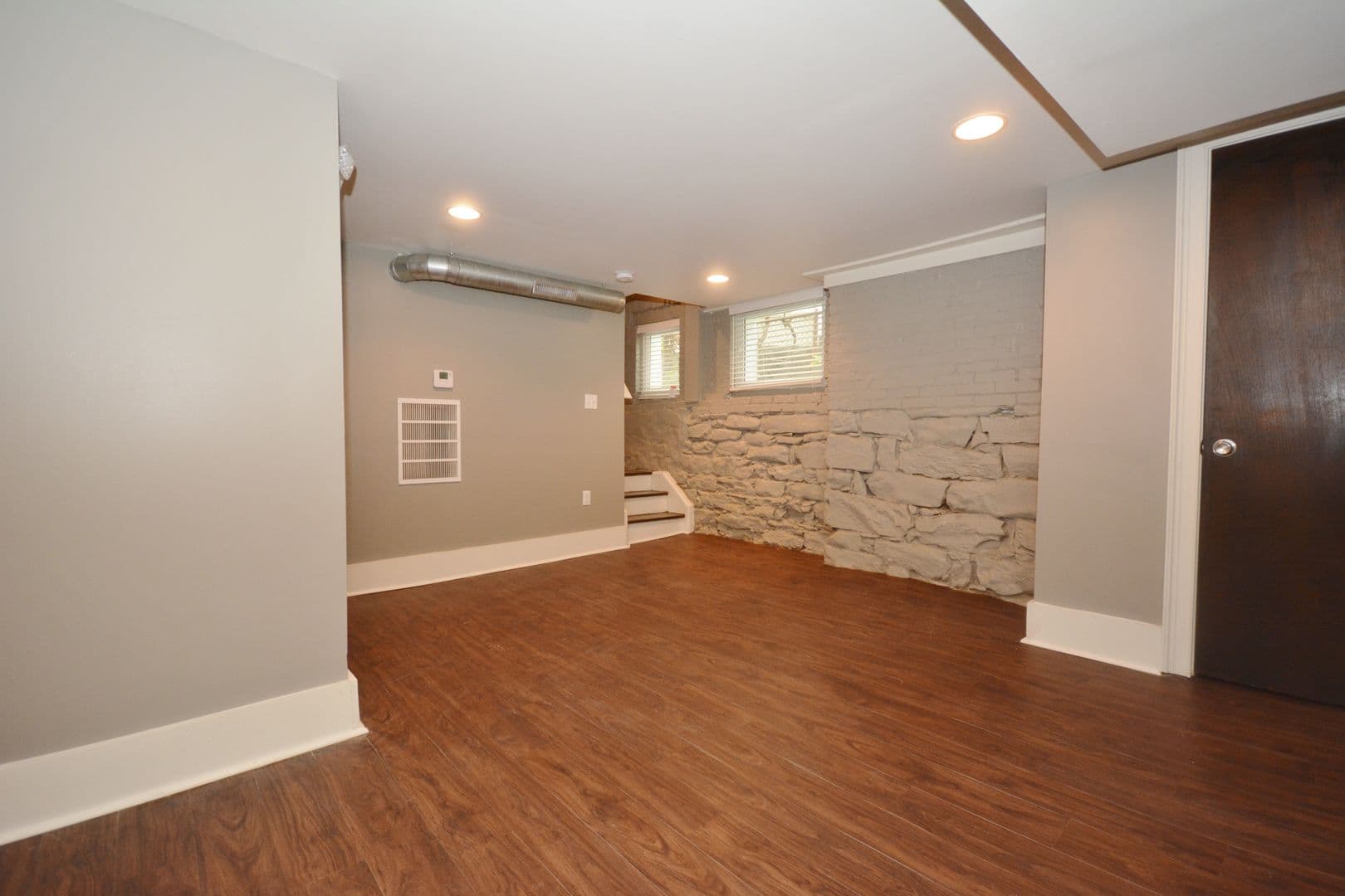 Pittsburgh Apartment: 302 S. Negley Ave.
