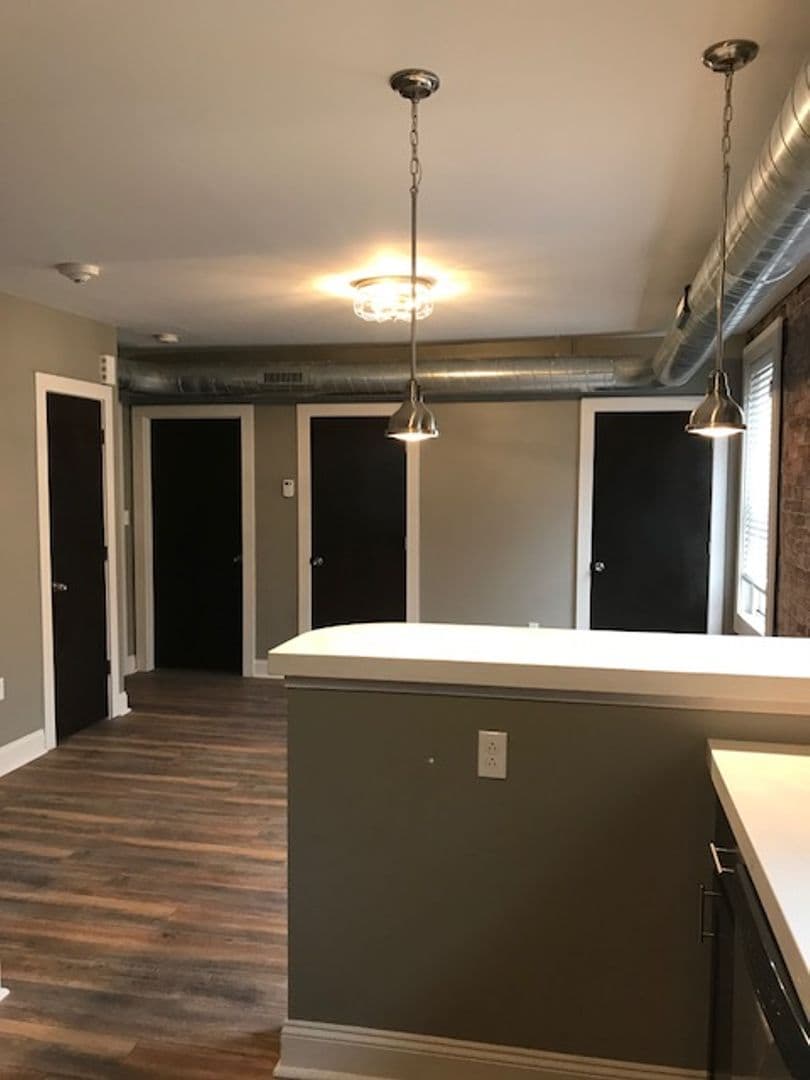 Pittsburgh Apartment: 5825 E. Liberty Blvd.