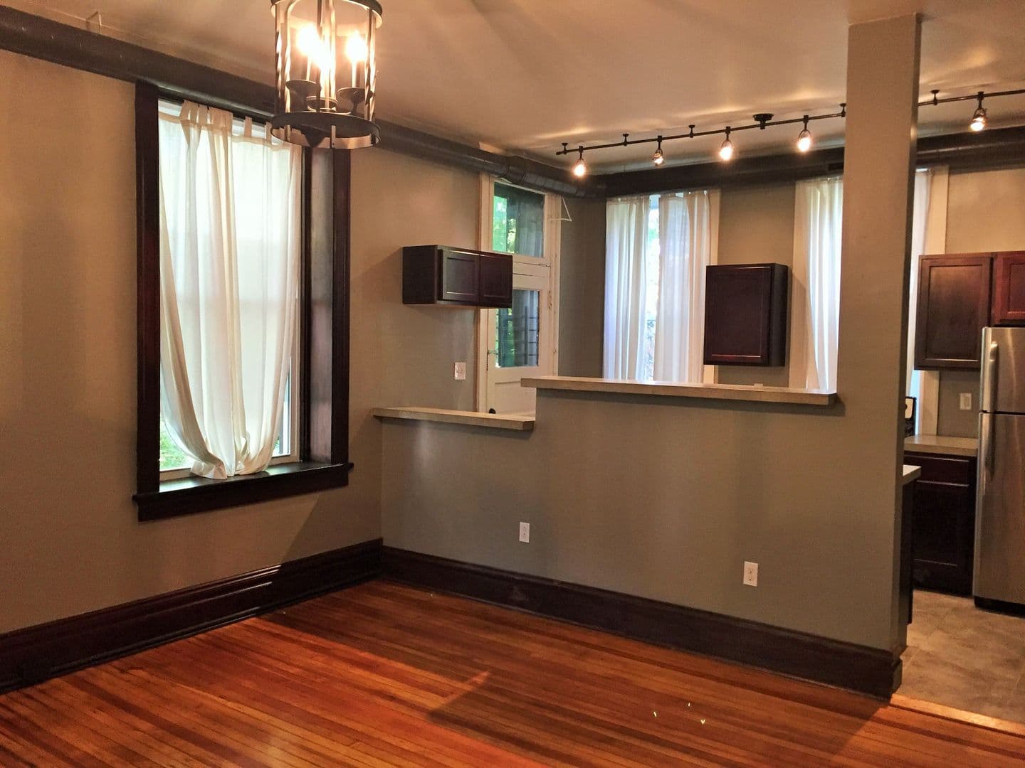 Pittsburgh Apartment: 7033-7035 Meade