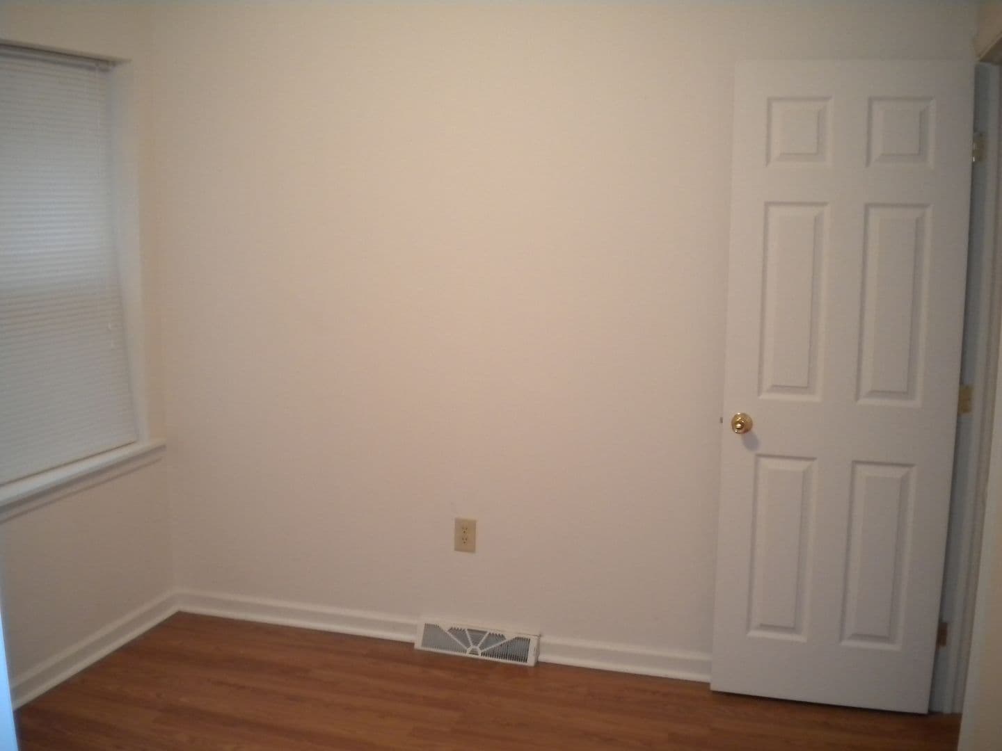 Pittsburgh House: 147 Chesterfield Road