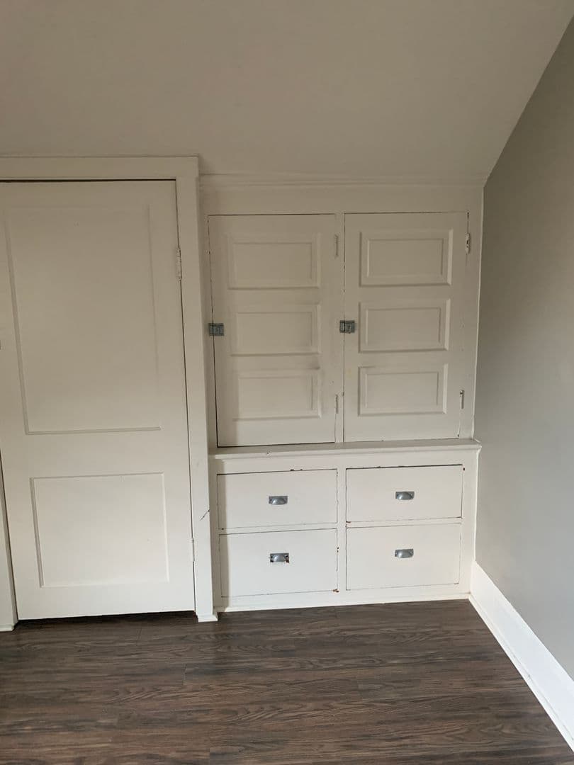 Pittsburgh Apartment: 302 S. Negley Ave.